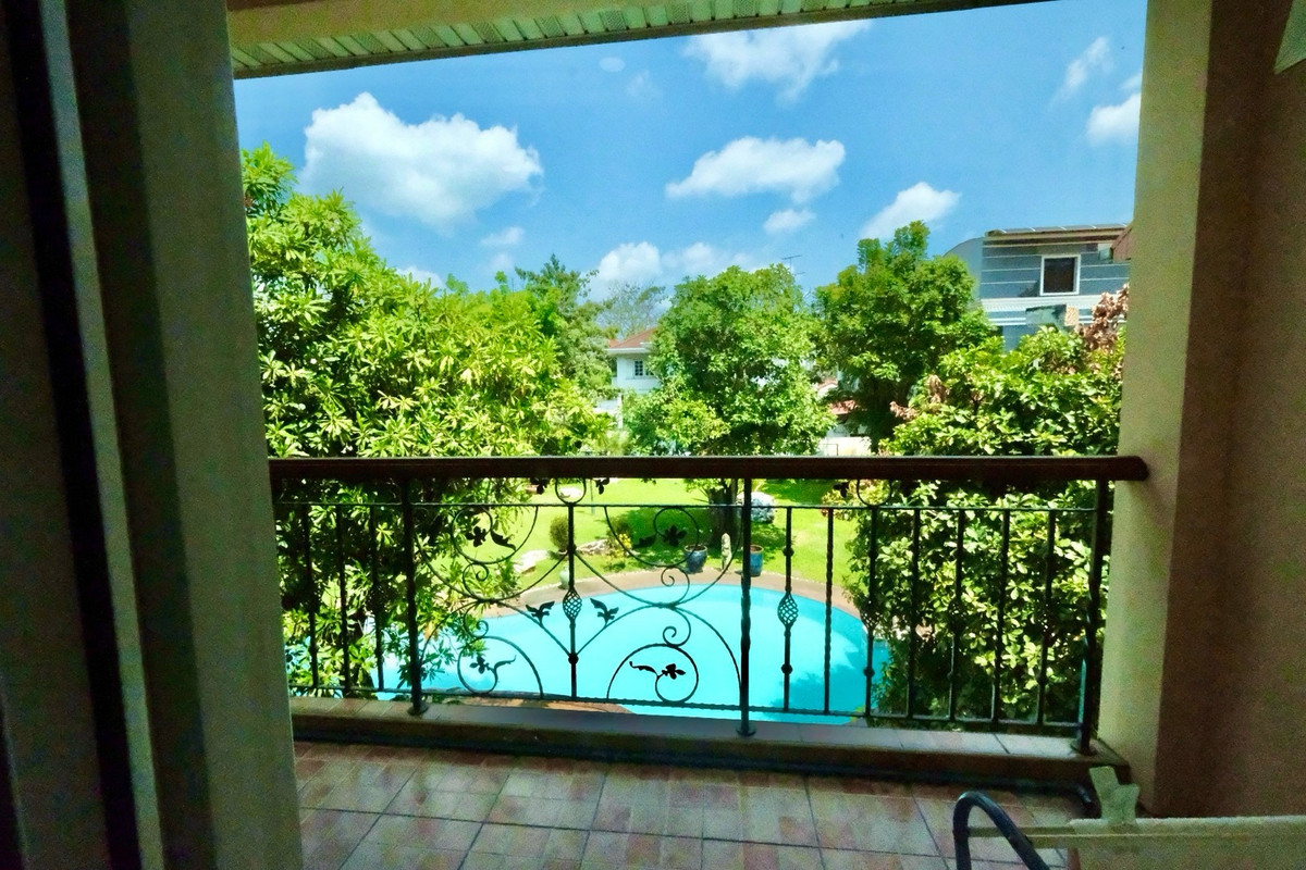 ขายบ้านปิ่นเกล้า จรัญสนิทวงศ์ : ✨คฤหาสน์ส่วนตัว บนพื้นที่1ไร่1งาน2ตร.ว. กรุงเทพ ตลิ่งชัน หมู่บ้าน กฤษดานคร14 (Luxury House Krissadanakorn14)