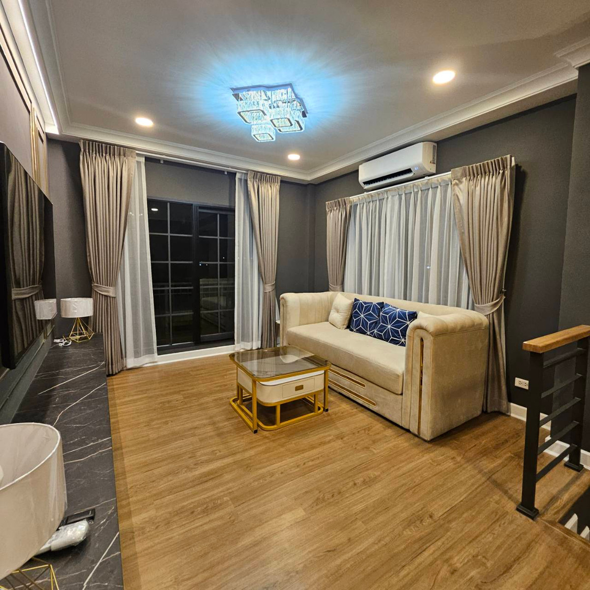 ให้เช่าบ้านบางนา แบริ่ง ลาซาล : ให้เช่าบ้านหรู Fully Furnished  โครงการ Centro Bangna-Srinakarin ใกล้ Mega Bangna (SA-01)