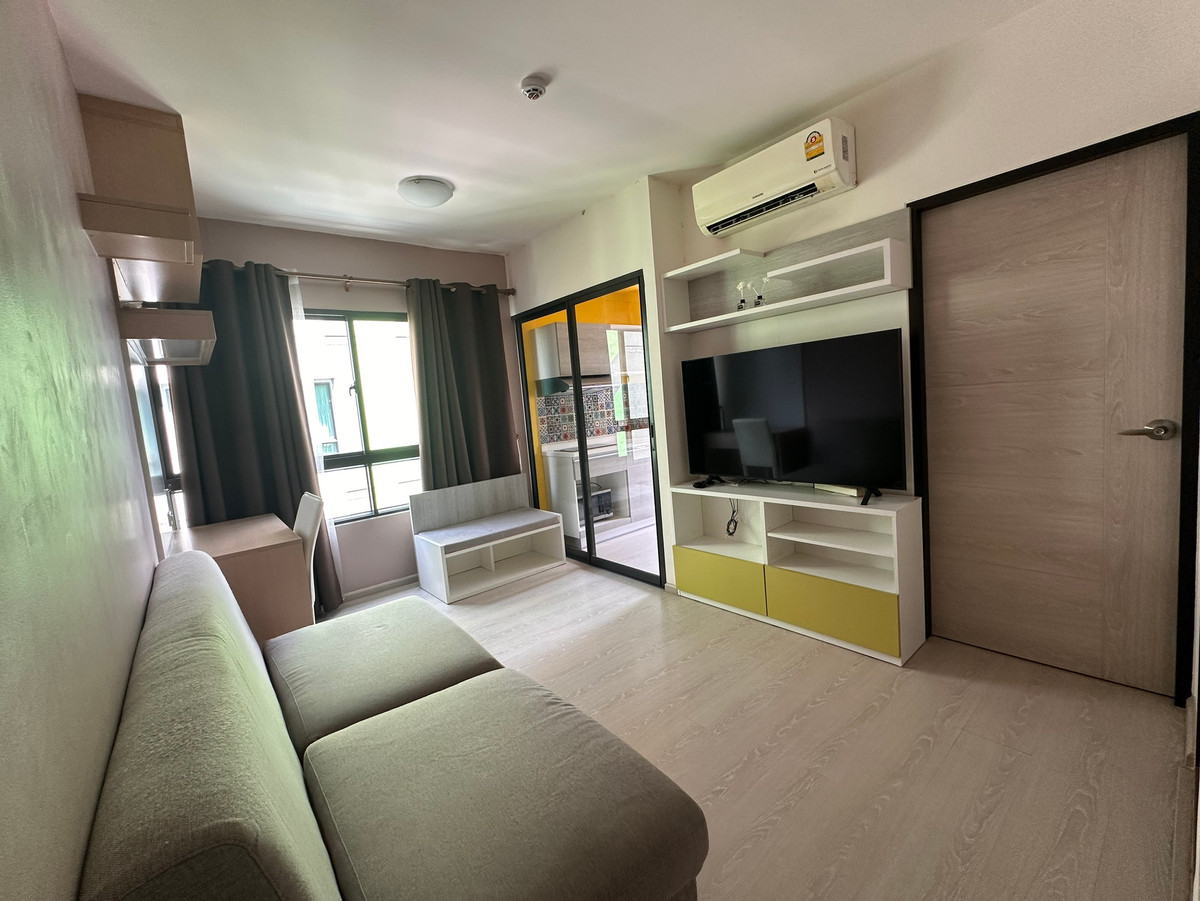 For SaleCondoVipawadee, Don Mueang, Lak Si : Urgent sale! Condo ready to move in, good location, Don Mueang-Songprapha, Grene Condo, Don Mueang-Songprapa, near Red Line Don Mueang / MRT Si Rat, corner room, 5th floor, size 34 sq m. Free common fees for the first year.