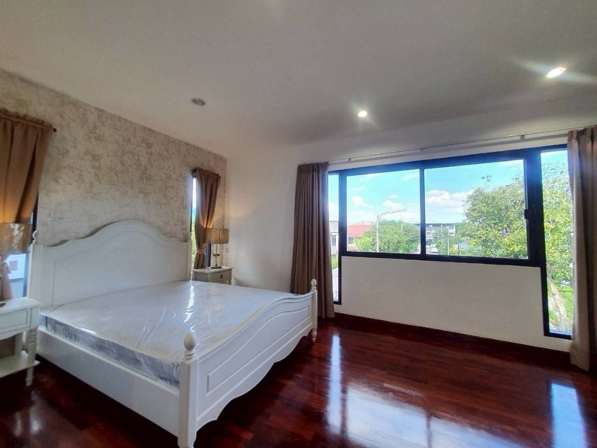 ให้เช่าบ้านมีนบุรี-ร่มเกล้า : (หมู่บ้าน เอ็กซ์คลูซีฟ 39)
รามคำแหง108