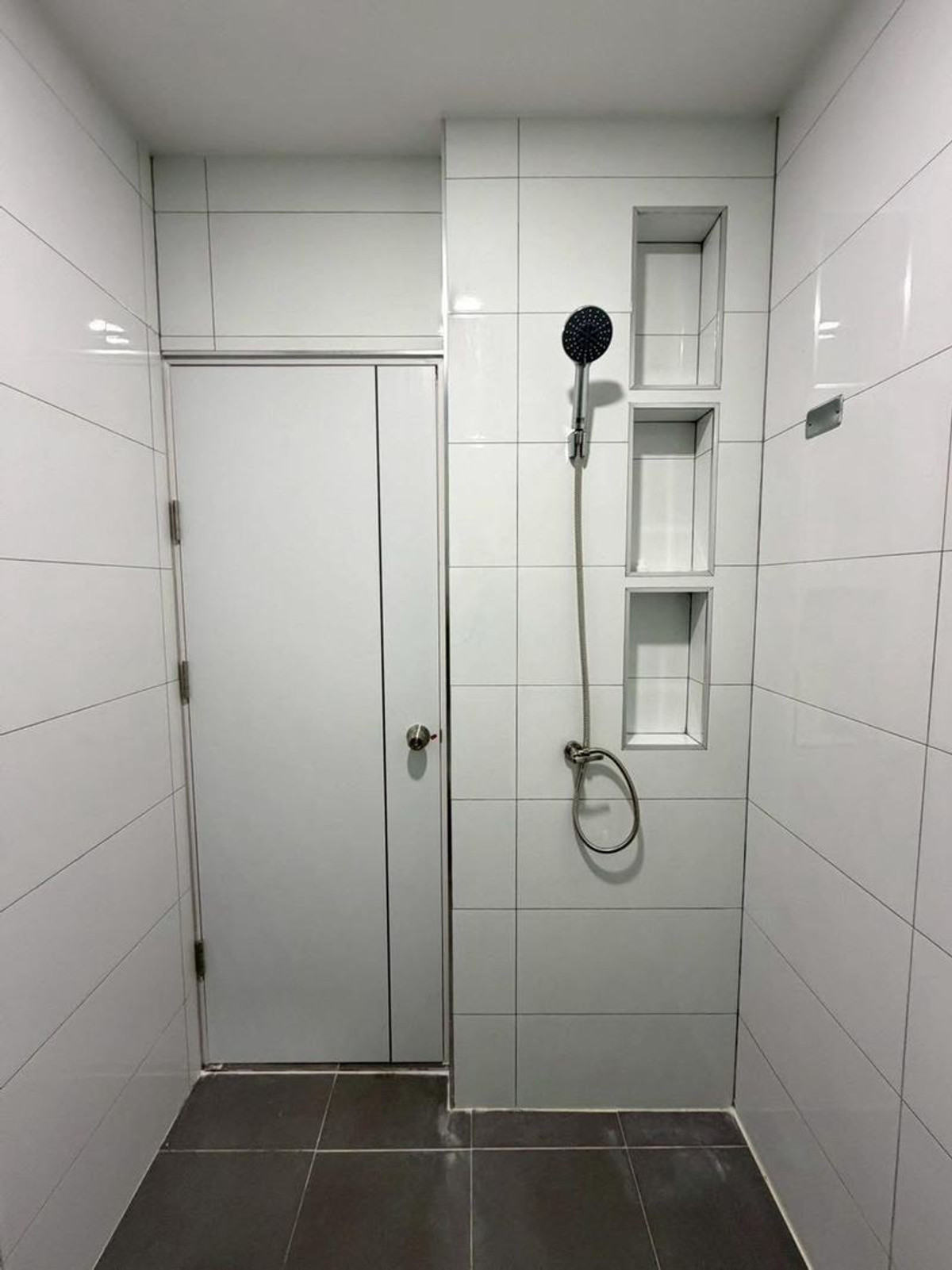 ขายทาวน์โฮมเกษตรศาสตร์ รัชโยธิน : ขายทาวน์โฮม 2 ชั้น โครงการเฟิสท์โฮม วัชรพล (First Home Watcharapol) ขนาด 18 ตารางวา 2 ห้องนอน ซอยวัชรพล1 แขวงท่าแร้ง เขตบางเขน กรุงเทพมหานคร