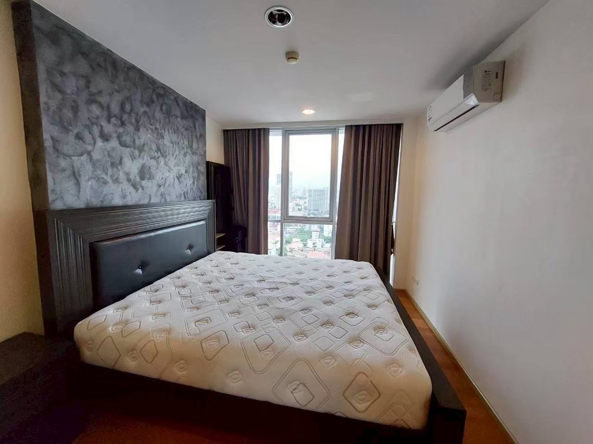 ขายคอนโดลาดพร้าว เซ็นทรัลลาดพร้าว : ขายถูกที่สุด 🔥 The Line ตึก A หลังโลตัส 1 ห้องนอน 45sqm ห้องขนาดใหญ่ เพียง 3.59 ล้านบาทเท่านั้น 📞 สนใจเข้าชมห้อง โทรเลย 065-2614622 แทมมี่