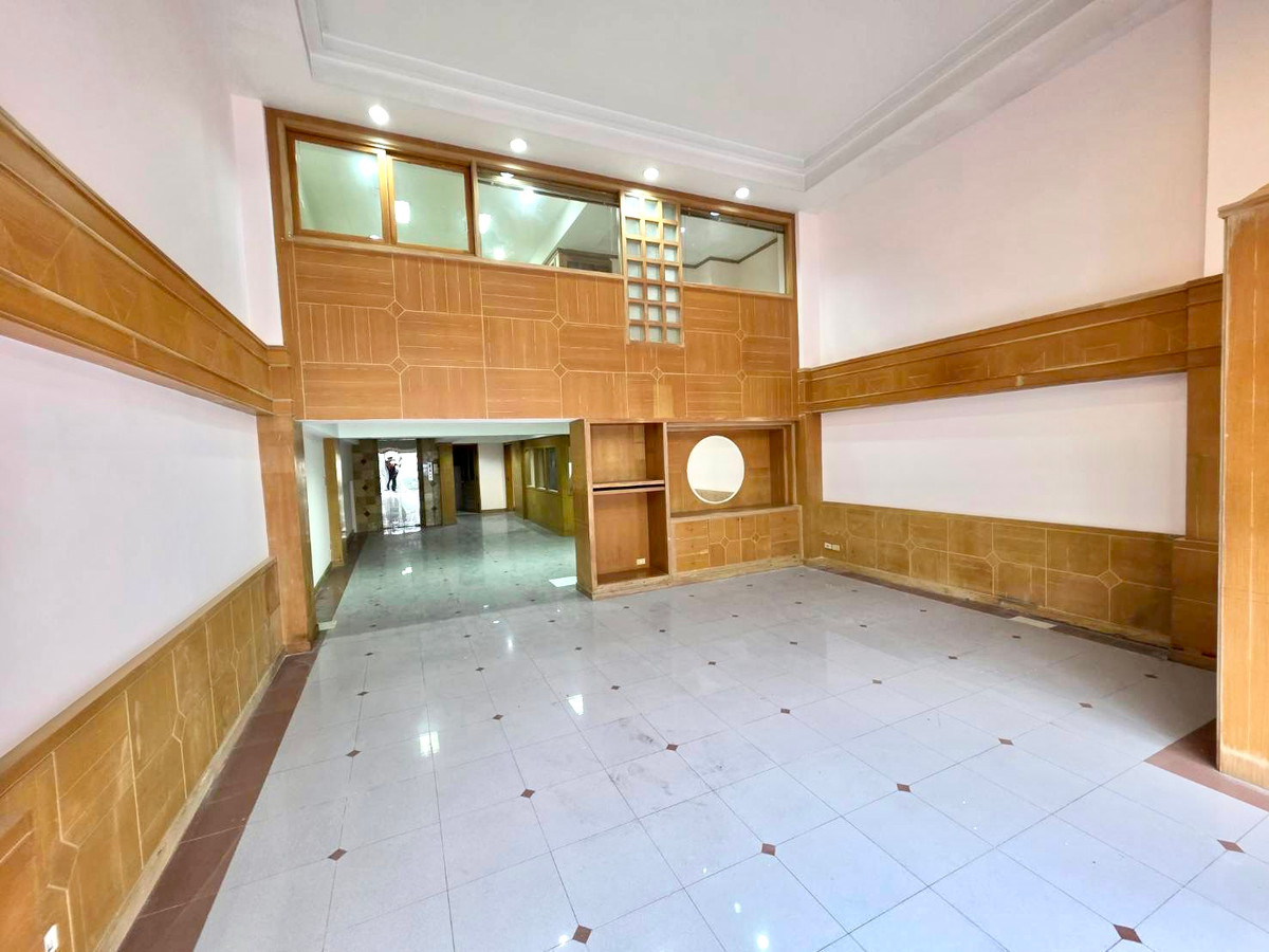 For SaleShop HouseVipawadee, Don Mueang, Lak Si : Commercial Building Vibhavadi 2 / 7 Office Room (FOR SALE) BNS016