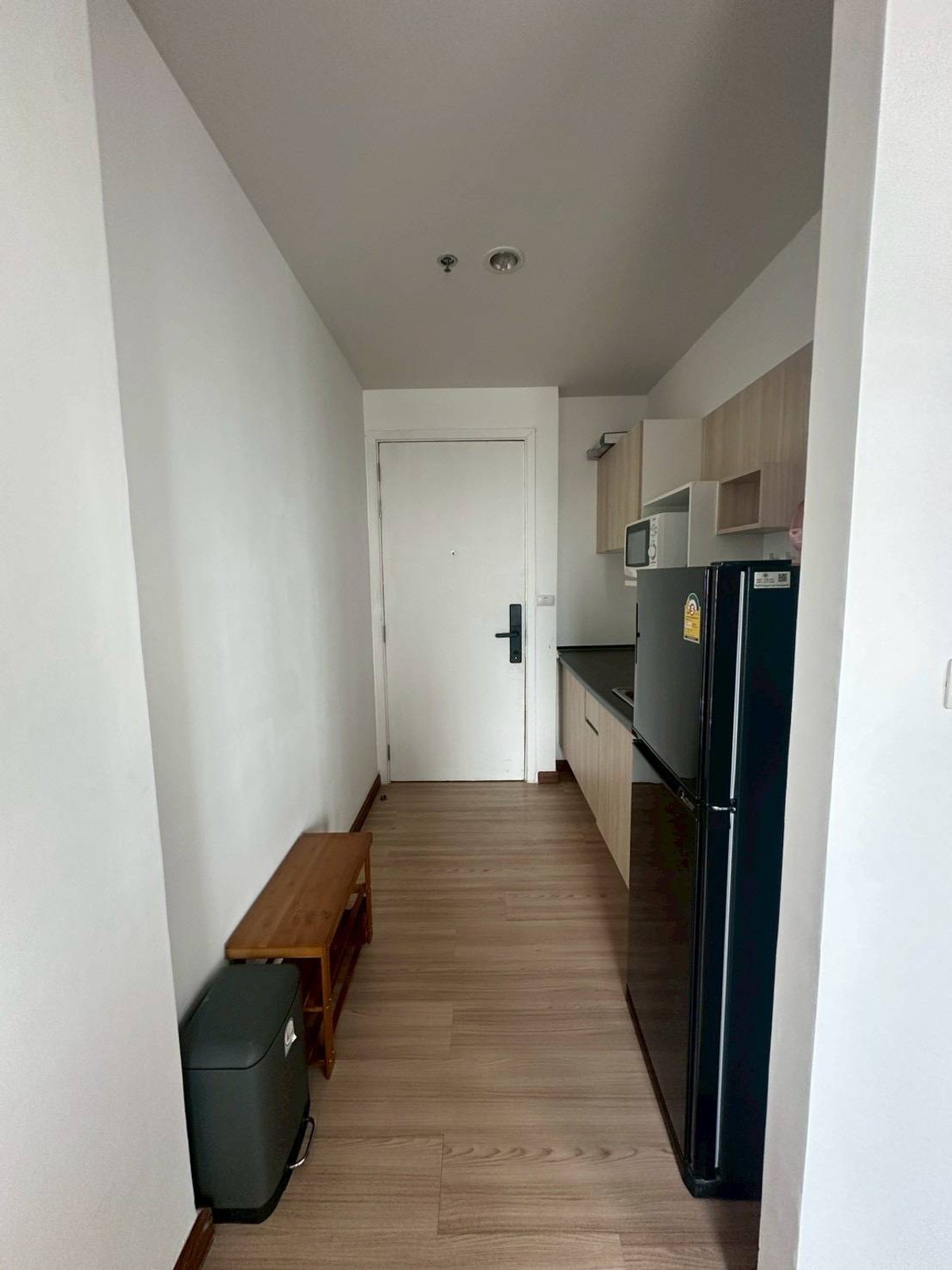 For RentCondoBang kae, Phetkasem : For rent, J Condo Sathorn-Kanlapapruek, corner room, has washing machine, ready to move in.