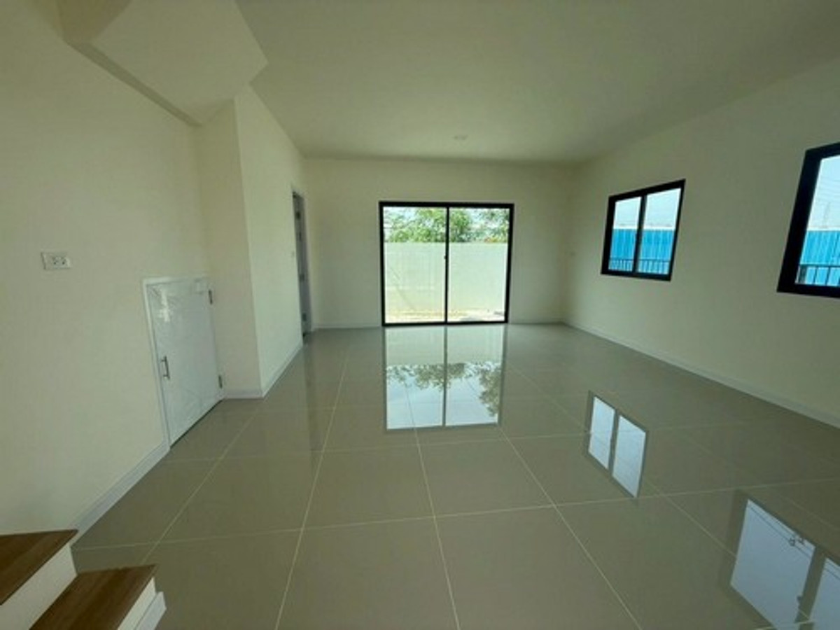 For RentTownhomeSamut Prakan,Samrong : Svs333 Townhome for rent, unfurnished, Pruksa Ville 122/1 (Bangna-Nam Daeng). Contact Line: @956uovqp