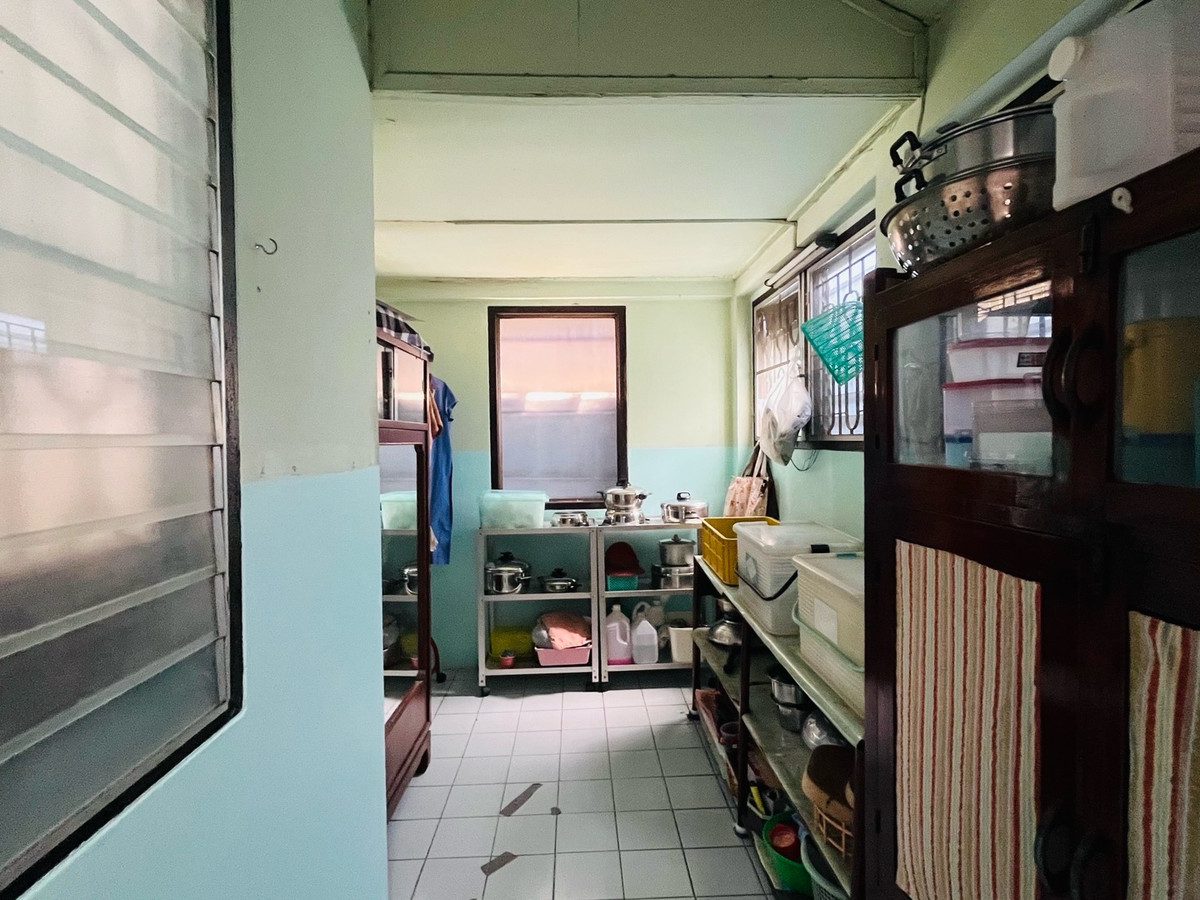 For SaleHouseRamkhamhaeng, Hua Mak : Single house for sale Soi Ramkhamhaeng 68 Near Lam Sali intersection, Ban Ma, Amway, Kittinivet BTS station.