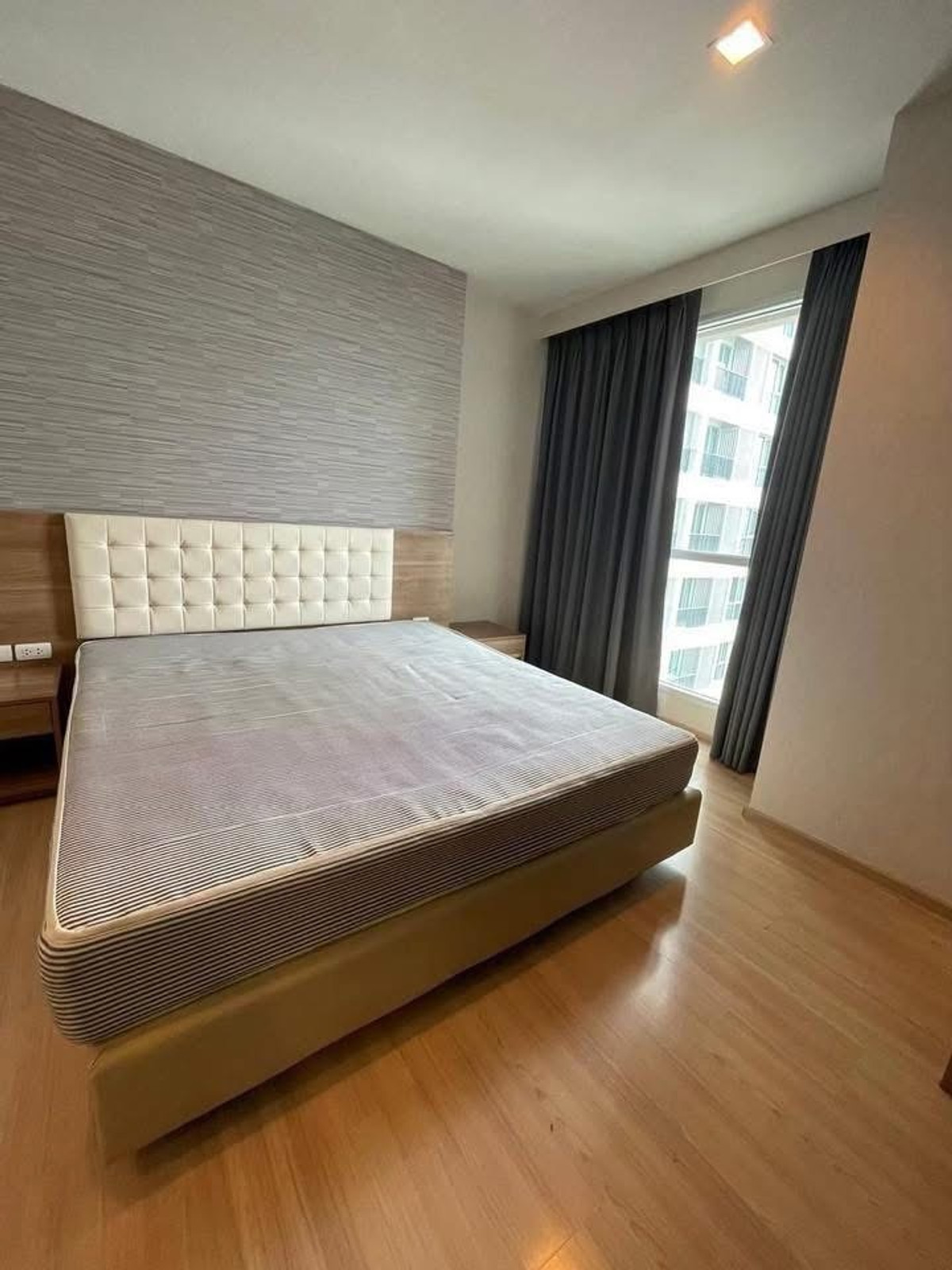 ให้เช่าคอนโดสาทร นราธิวาส : ริทึ่ม สาทร Rhythm Sathorn 