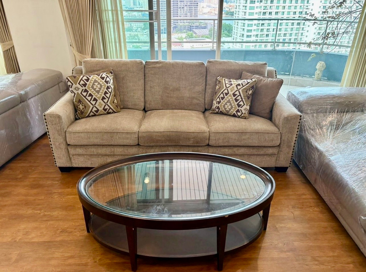 For RentCondoWongwianyai, Charoennakor : ปล่อยเช่าคอนโดหรูริมน้ำเจ้าพระยา วิวแม่น้ำแบบเต็มตา ไม่มีตึกบัง  Watermark Chaophraya 