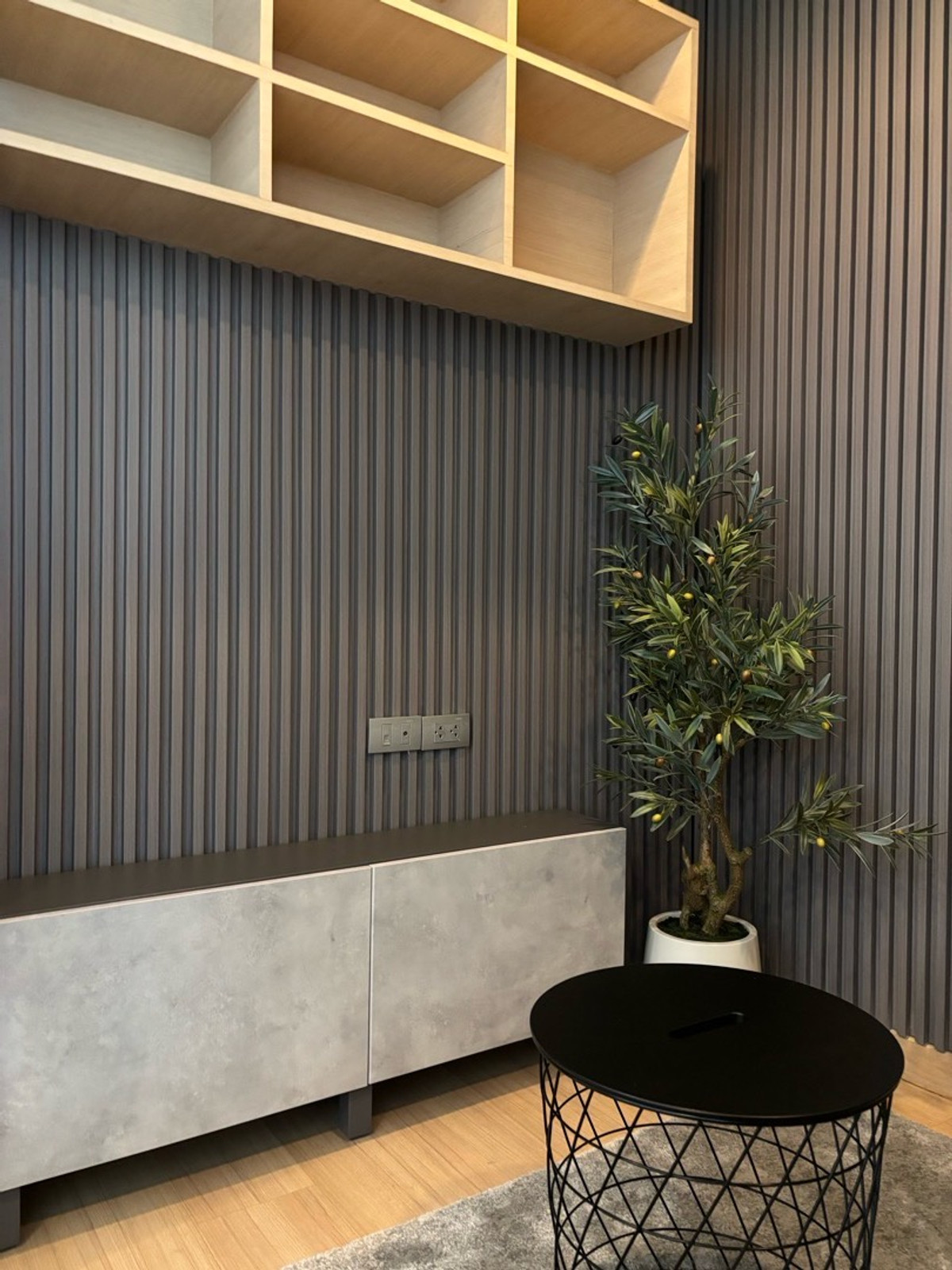 For RentCondoOnnut, Udomsuk : New Luxury Scented Room at Skywalk Residences – Only 22,000 THB/Month! ✨🏙️
รีบเลย ห้องใหม่หอมกลิ่นหรูมาก ที่ Skywalk Residences ใกล้ BTS พระโขนง เดินเพียงไม่กี่นาที 🚆