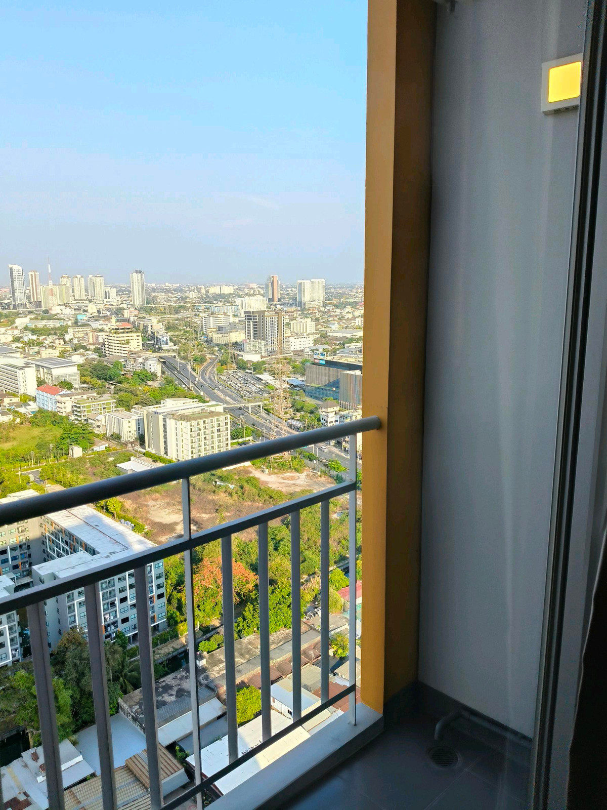 For RentCondoPattanakan, Srinakarin : Available for rent, room 26.5 sq m., Lumpini Ville Condo, Phatthanakan, Srinakarin.