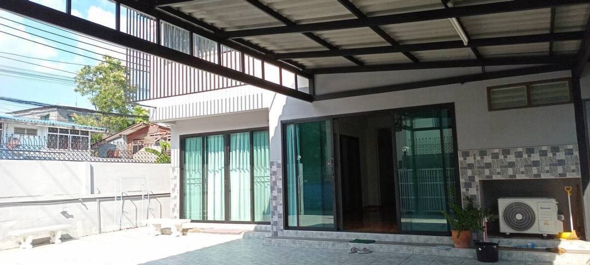 ให้เช่าบ้านโชคชัย4 ลาดพร้าว71 : 🏡ให้เช่าบ้าน 2 ชั้น โชคชัย 4 ซอย 76 มี 3 ห้องนอน 3 ห้องน้ำ 55 ตรว. บ้านหัวมุม (เงียบสงบ)  จอดรถภายในบ้านได้ 4-6 คัน🚗