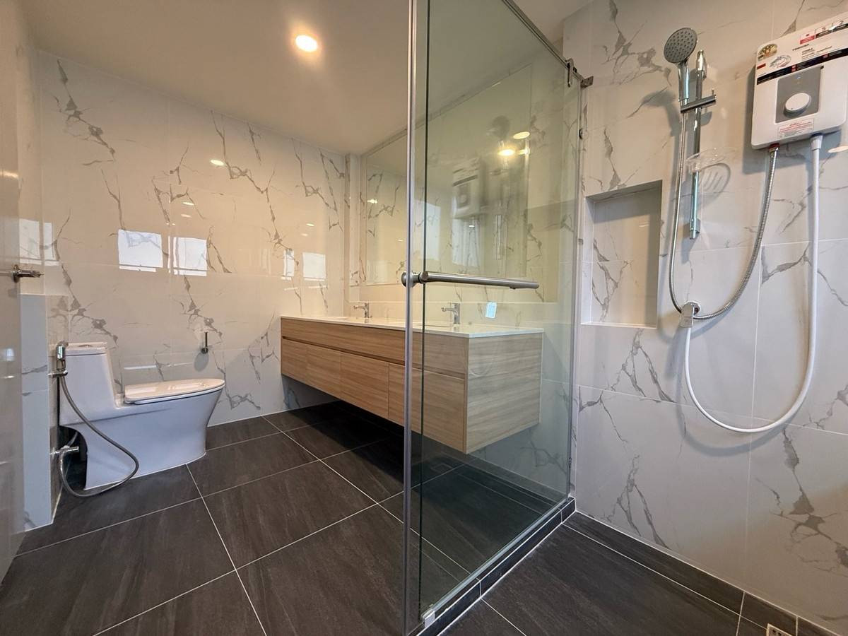 ให้เช่าบ้านปทุมธานี รังสิต ธรรมศาสตร์ : ให้เช่าบ้านเดี่ยว เซนโทร พหลฯ - วิภาวดี 3 ใกล้ โฮมโปรรังสิต เพียง 4 นาที