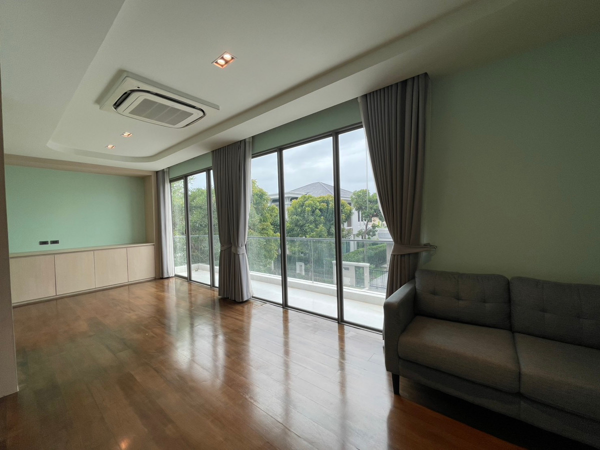 For RentHouseEakachai, Bang Bon : The Pavilla (Private Residences) Bangbon 3 Luxury House for Rent 4 Bedrooms 485 Sq.m. Please call: 062-496-6454