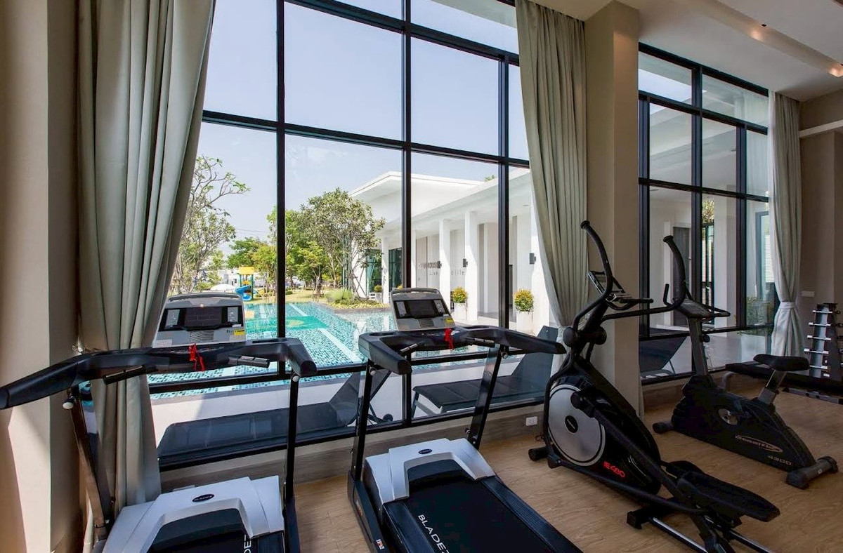 For RentNonthaburi, Bang Yai, Bangbuathong : 💕 Semi-detached house for rent, Q District Westgate project 💕 Beautiful house, ready to move in, complete with functions, suitable for both living and making a home office.