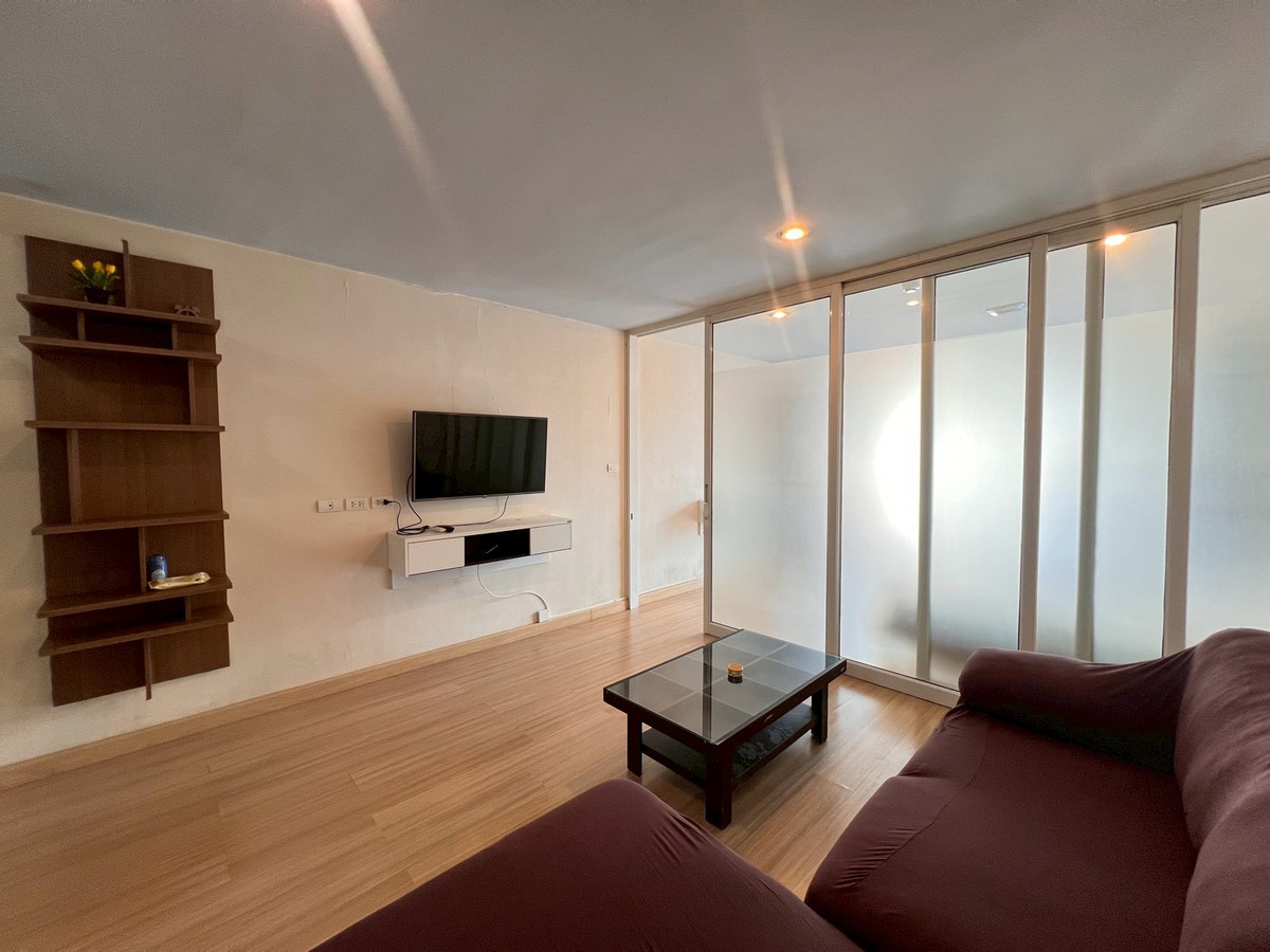 For RentCondoLadprao101, Happy Land, The Mall Bang Kapi : Pet Friendly Happy Condo Lat Phrao 101, South Building 1 bed