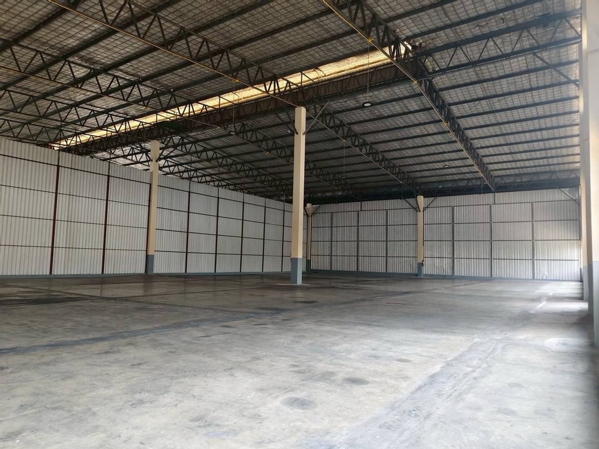 ให้เช่าโกดังเสรีไทย-นิด้า : สำหรับเช่า โกดัง คลังสินค้า / โรงงาน Mini Factory โรงงานเบา @ เสรีไทย เขตบึงกุ่ม กรุงเทพมหานคร | รองรับ รถเทรลเลอร์ และรถพ่วงขนส่งสินค้า