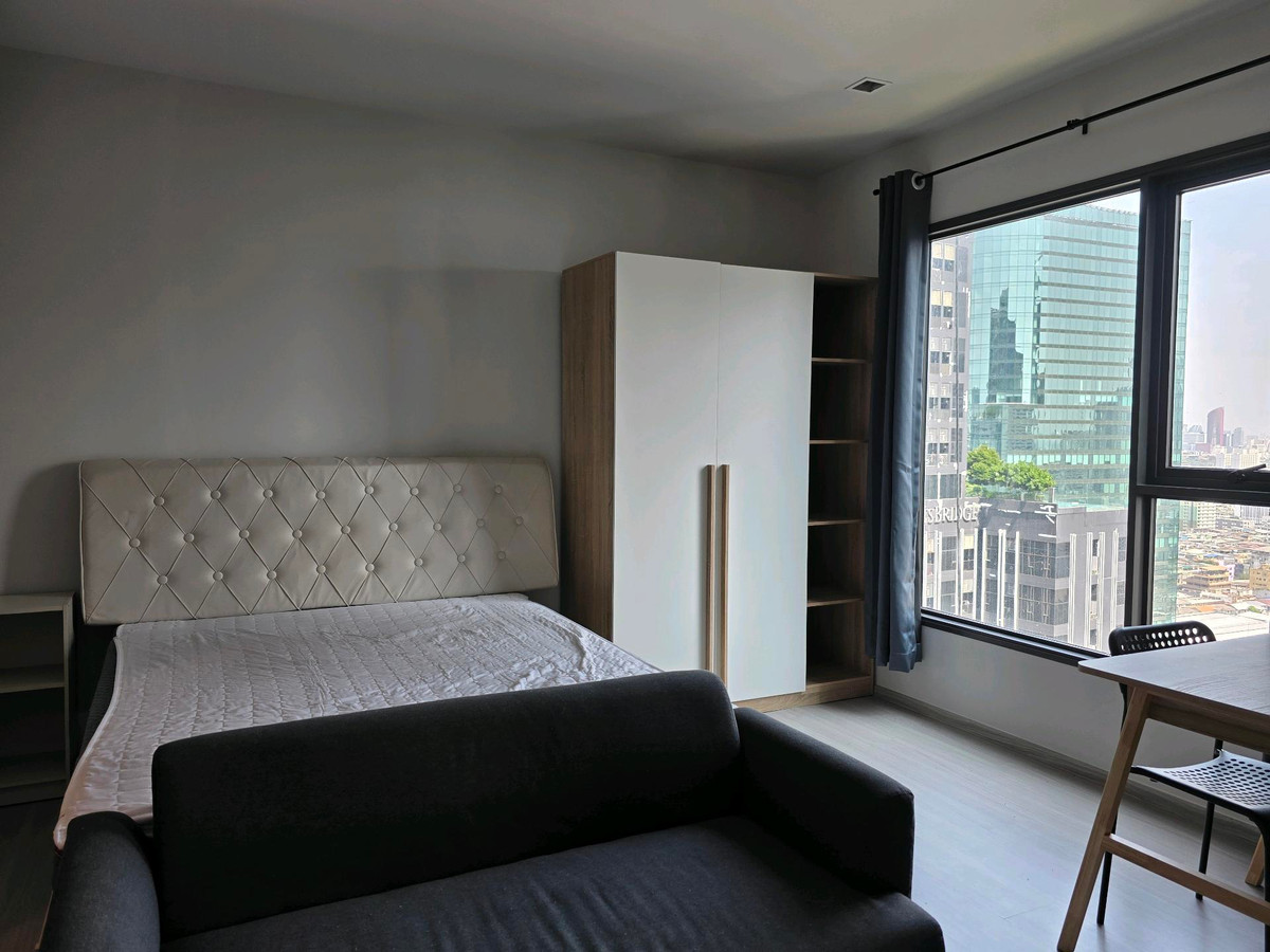 ให้เช่าคอนโดพระราม 9 เพชรบุรีตัดใหม่ RCA : ✨️1Bed1Bath✨️28sq.m.✨️Life Asoke-Rama 9