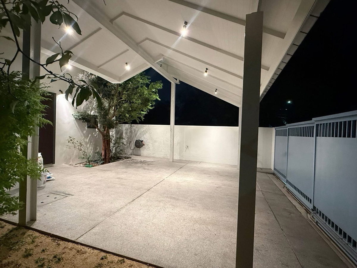 ขายบ้านวิภาวดี ดอนเมือง หลักสี่ : บ้านใหม่พร้อมสระส่วนตัว ขายต่ำกว่าทุน ทำเลดอนเมือง ใกล้สนามบิน ระบบ Smart Home ทั้งหลัง เหมาะอยู่อาศัย หรือ ปล่อยเช่า