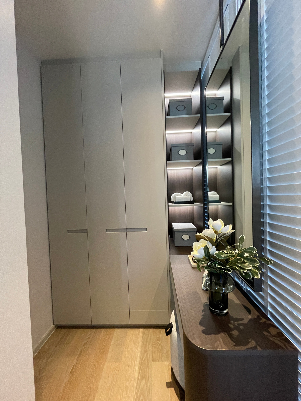 ขายคอนโดสีลม ศาลาแดง บางรัก : 💎 [Ultimate Legacy] ASHTON SILOM – 1BR XL (49.58 ตร.ม.) ชั้น 32 ห้องมุมแห่งวิสัยทัศน์เหนือระดับ บนถนนสายประวัติศาสตร์ 💎 