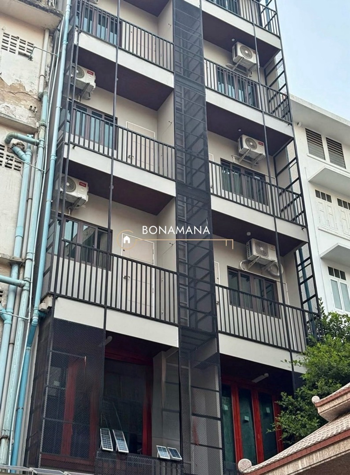 For RentShop HouseYaowarat, Banglamphu : Rent a commercial building, 1 unit, 6 floors, Yaowarat - Ratchawong, charming alleys, foreign tourist attractions, Hostel / Airbnb is Perfect rooms!