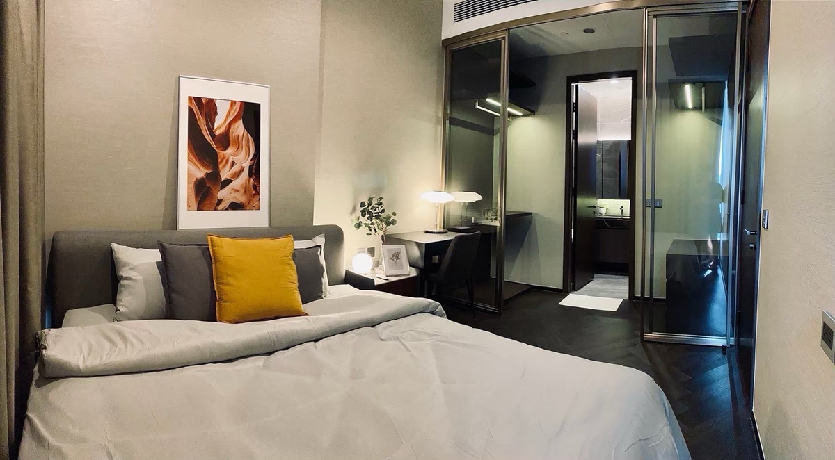 For RentCondoSukhumvit, Asoke, Thonglor : The Esse Sukhumvit 36
Available now
◆ 1 Bedroom, 1 Bathroom
◆ 38 sqm 
◆ Fully furnished 
Rental Price: 50,000 THB/month 

Contact
Call or dm 0816878954
Whatapps : +66816878954