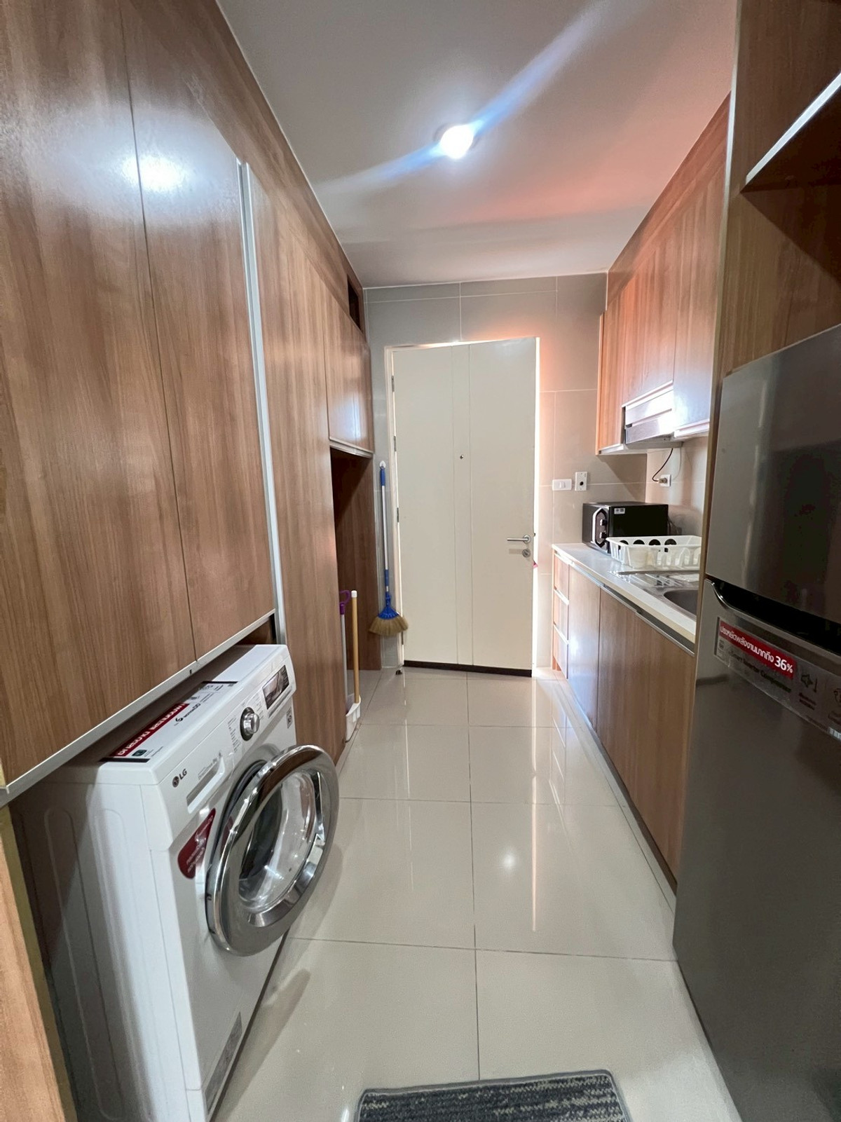 For RentCondoLadprao101, Happy Land, The Mall Bang Kapi : Pet Friendly Happy Condo Lat Phrao 101, South Building 1 bed