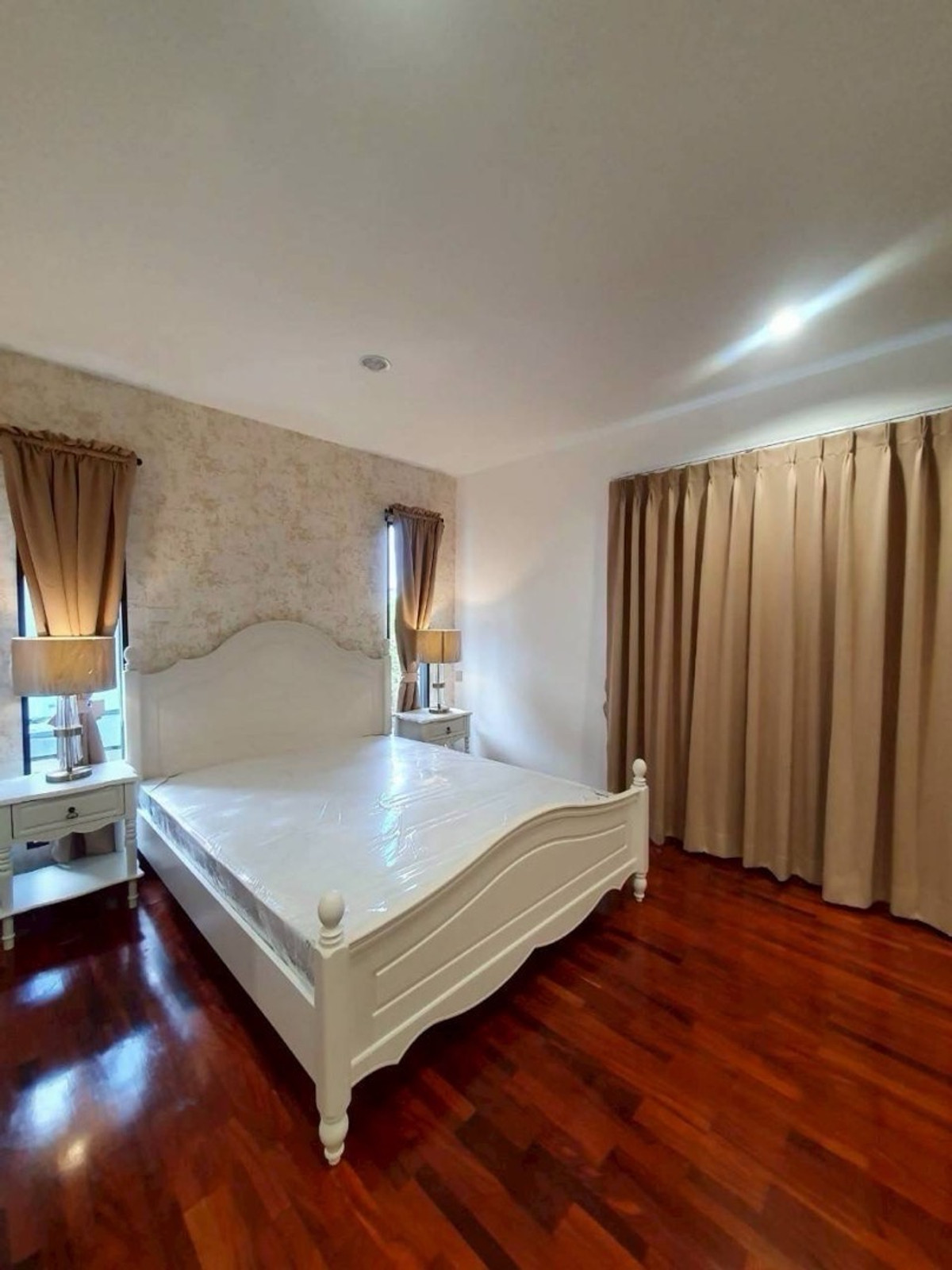 ให้เช่าบ้านมีนบุรี-ร่มเกล้า : (หมู่บ้าน เอ็กซ์คลูซีฟ 39)
รามคำแหง108