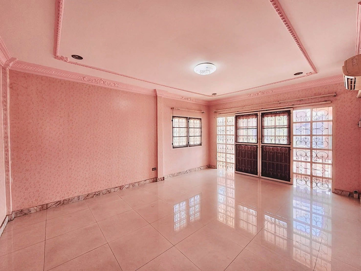 For RentHouseNonthaburi, Bang Yai, Bangbuathong : Single house for rent, Chor Rung Rueang 6 project, Bang Bua Thong, beautiful house, good condition, ready to move in.