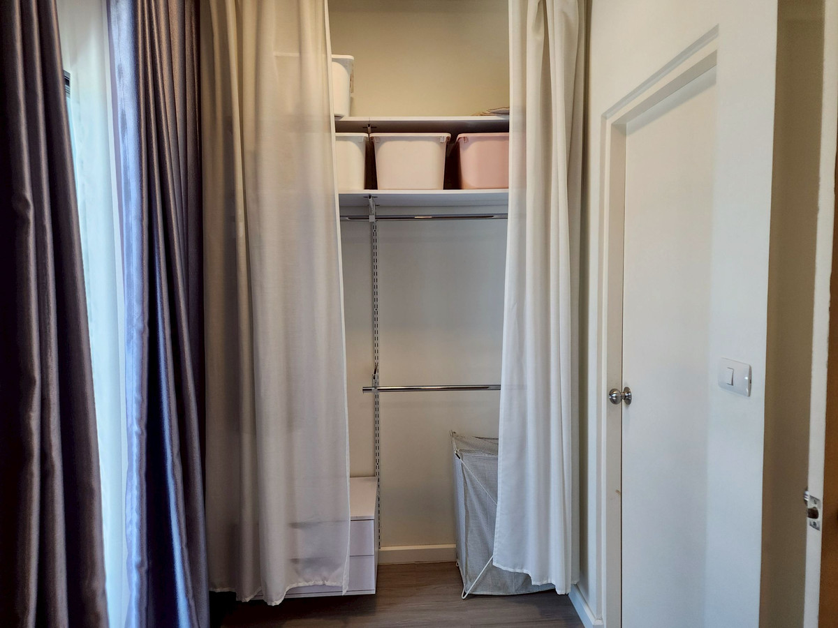 For RentTownhomeBang kae, Phetkasem : Townhome for rent, ready to move in, Siri Place Kanlapaphruek-Sathorn, Soi Kamnan Man, extra wide frontage.