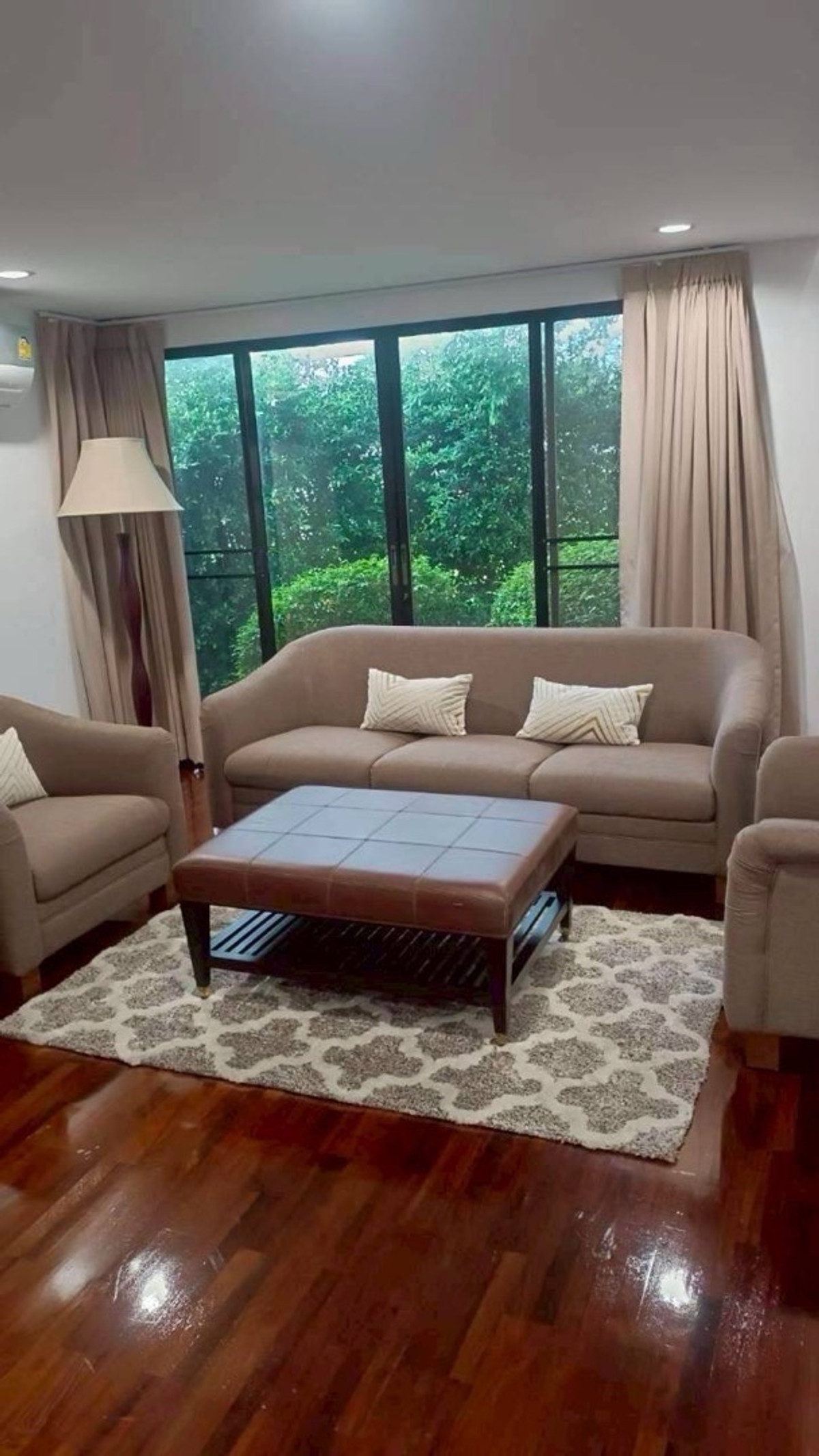 ให้เช่าบ้านมีนบุรี-ร่มเกล้า : (หมู่บ้าน เอ็กซ์คลูซีฟ 39)
รามคำแหง108