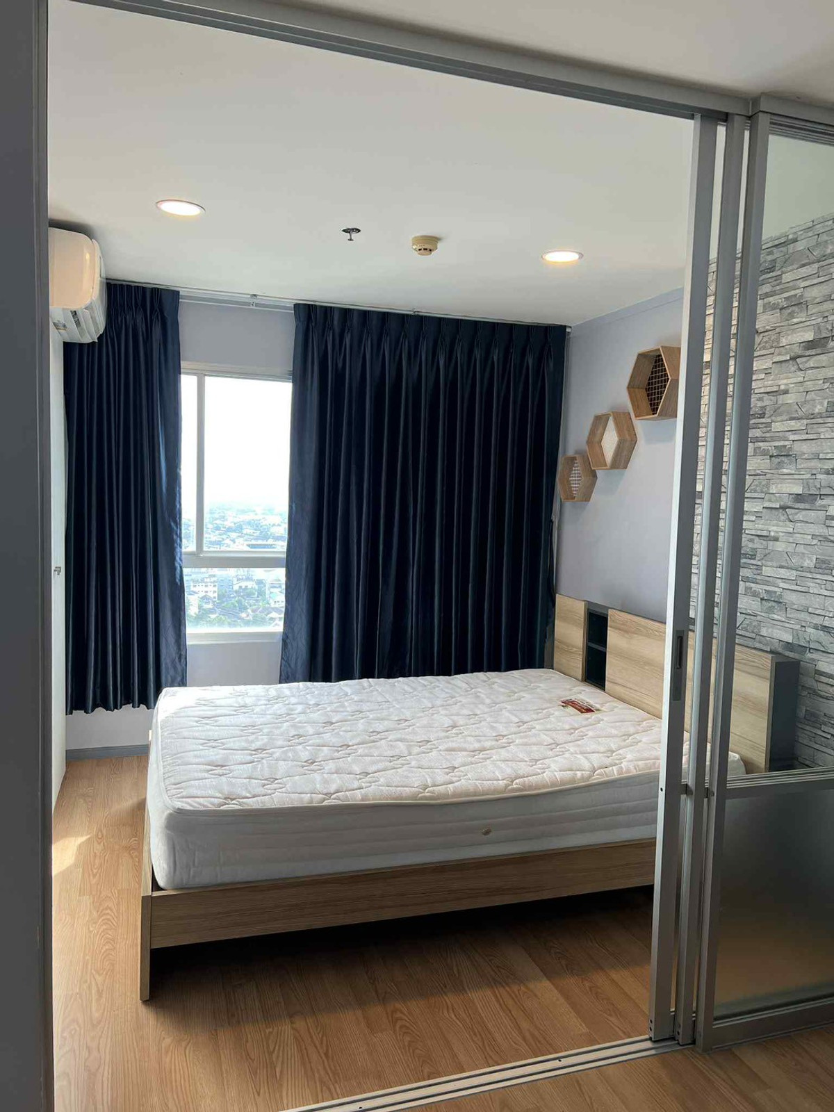 คอนโดบางซื่อ วงศ์สว่าง เตาปูน : [ขาย/เช่า] วิวสวย ชั้นสูง! ลุมพินี วิลล์ ประชาชื่น-พงษ์เพชร 2 (ตึก A ชั้น 21) ใกล้เดอะมอลล์งามวงศ์วาน และ MRT