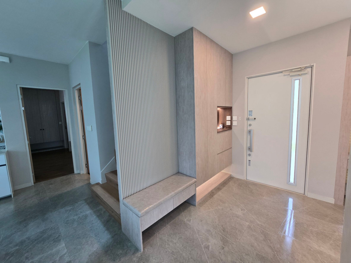 ให้เช่าบ้านสมุทรปราการ สำโรง : Mantana Bangna Km.15 for rent