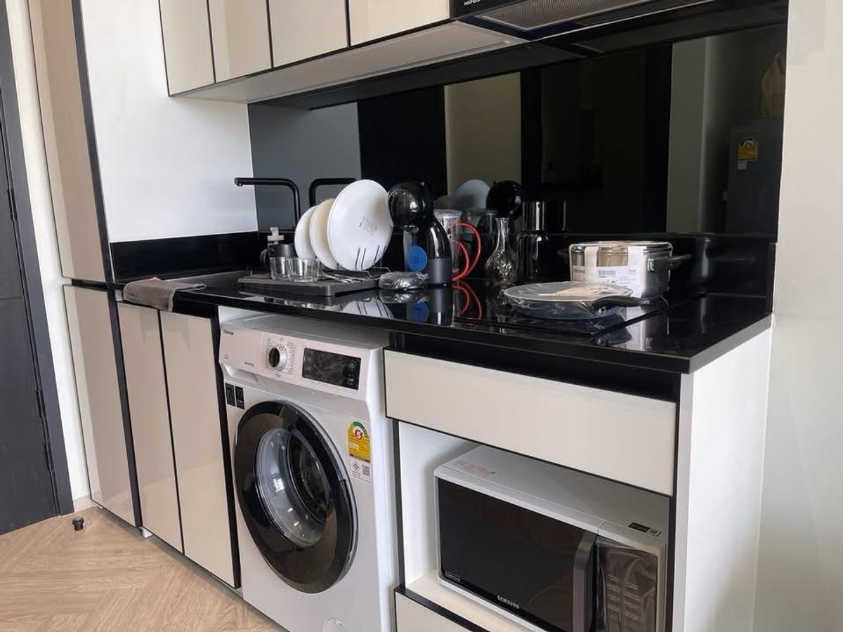 For RentCondoWongwianyai, Charoennakor : 🩷***19,500 Bath/Month**
Chapter Charoennakorn Riverside
Condo for rent: Chapter Charoen Nakhon Riverside. Make an appointment to see the room. Line id: @900cqqhk or call 0859114585 to this number.
Near the BTS
BTS Krung Thonburi
BTS Saphan Taksin
Golden L