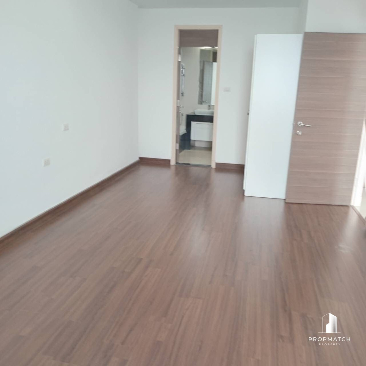 ขายคอนโดพระราม 3 สาธุประดิษฐ์ : ✨Flash Deal ✨ SUPALAI Prima Riva ( 2Bed 2Bath 117SQM.) พร้อมอยู่ ! เพียง 8,700,000 บาท Tel.0981315848 @propmatch