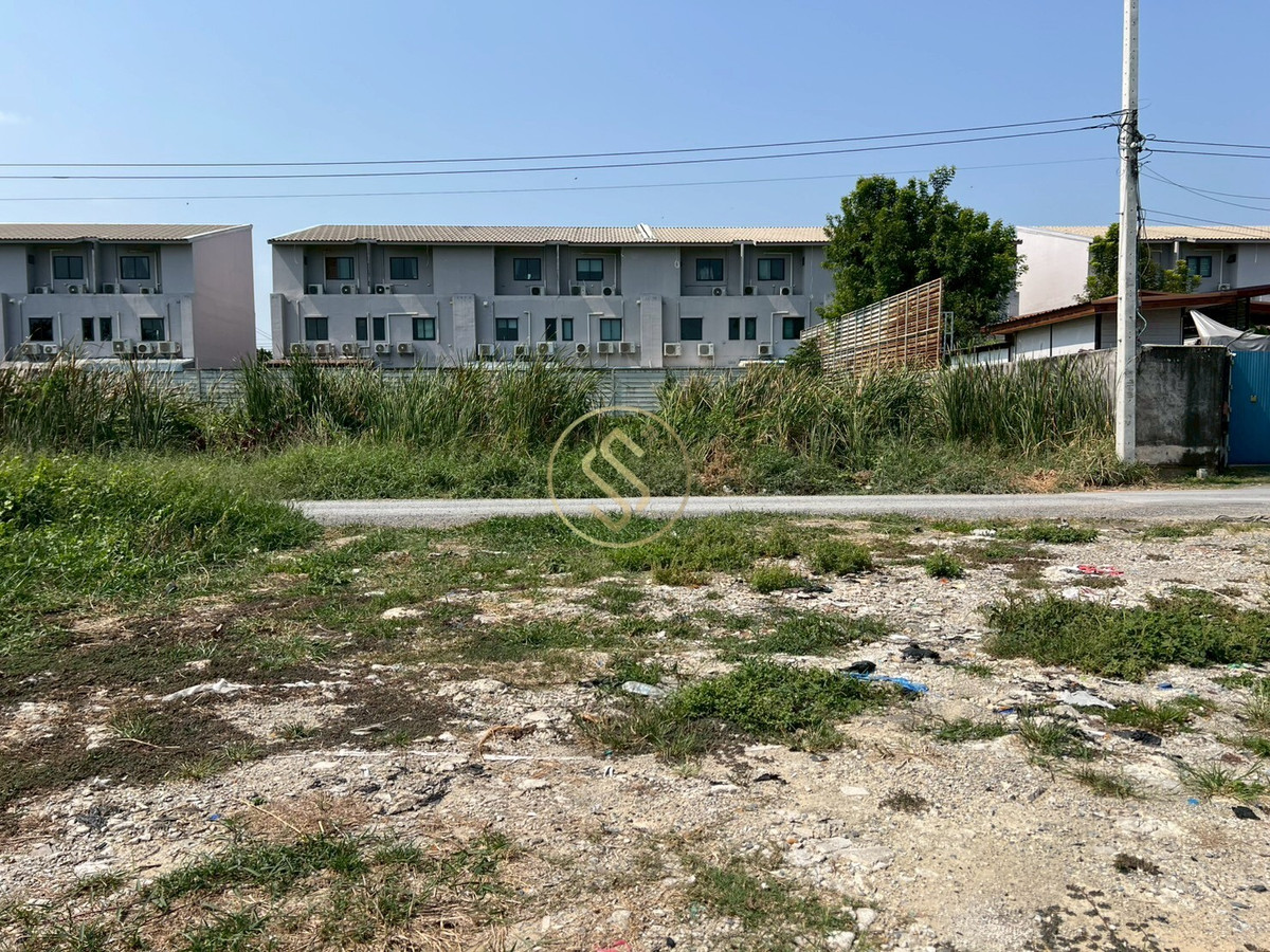 ขายที่ดินพัฒนาการ ศรีนครินทร์ : ขายด่วน! ที่ดินถมแล้วแปลงสวย ซอยพัฒนาการ 99 แขวงประเวศ หรือ อ่อนนุช 70/1 แยก2-8  ขนาด 380 ตารางวา เข้าซอยเพียง 500 เมตร 60,000 บาท/ตรว