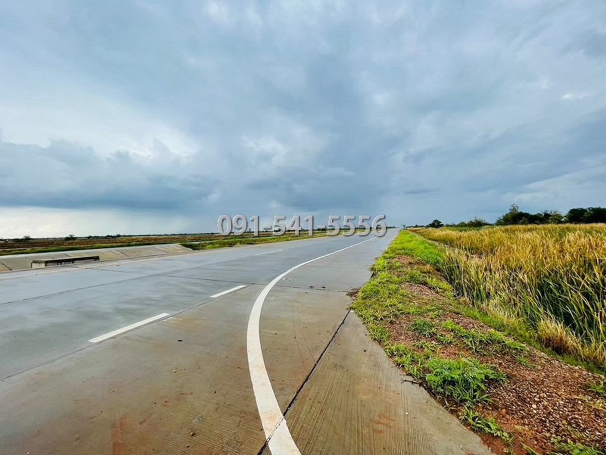 ขายที่ดินโคราช นครราชสีมา : ขายที่ดิน รูปแปลงที่ดินถุงเงินถุงทอง เนื้อที่ 9-2-67.7 ไร่ ถนนวงแหวนรอบเมือง 290 เหนือตอน 2 กำปัง โนนไทย นครราชสีมา