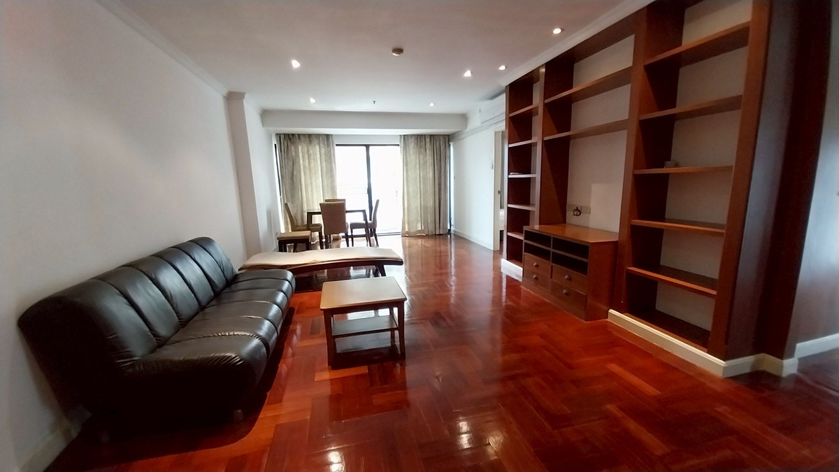 ขายคอนโดนานา : 🔥ขายด่วน🔥คอนโด Liberty Park2 >> สุขุมวิท 11 ใกล้ BTS นานา 123.19 ตร.ม. 2 ห้องนอน 2 ห้องน้ำ เฟอร์นิเจอร์ครบ 📢 ราคา 8,900,000 บาท