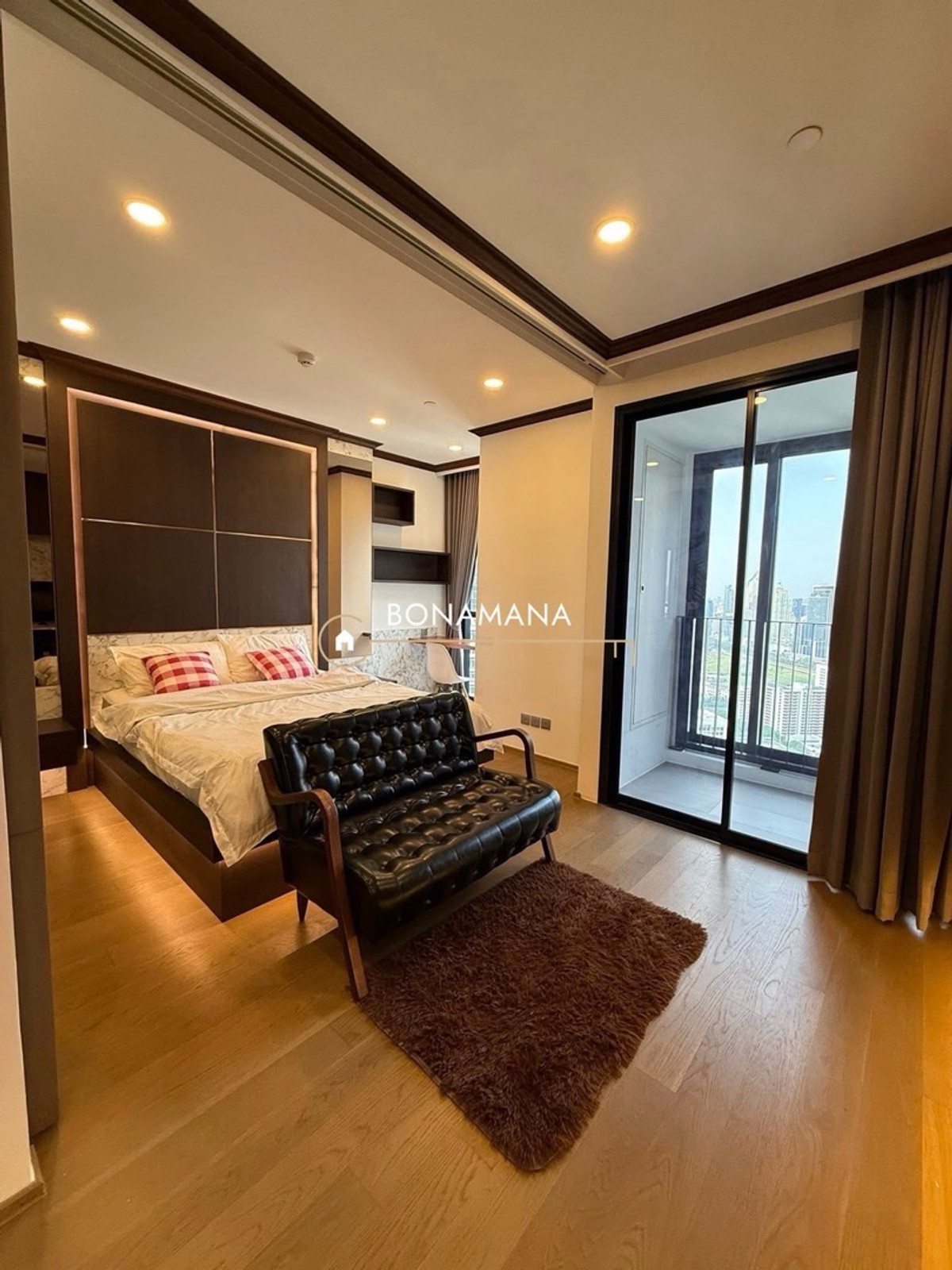 ให้เช่าคอนโดสยาม จุฬา สามย่าน : ให้เช่า Ashton Chula Silom [แอชตัน จุฬา-สีลม] Luxury Condo (MRT สามย่าน 180m)