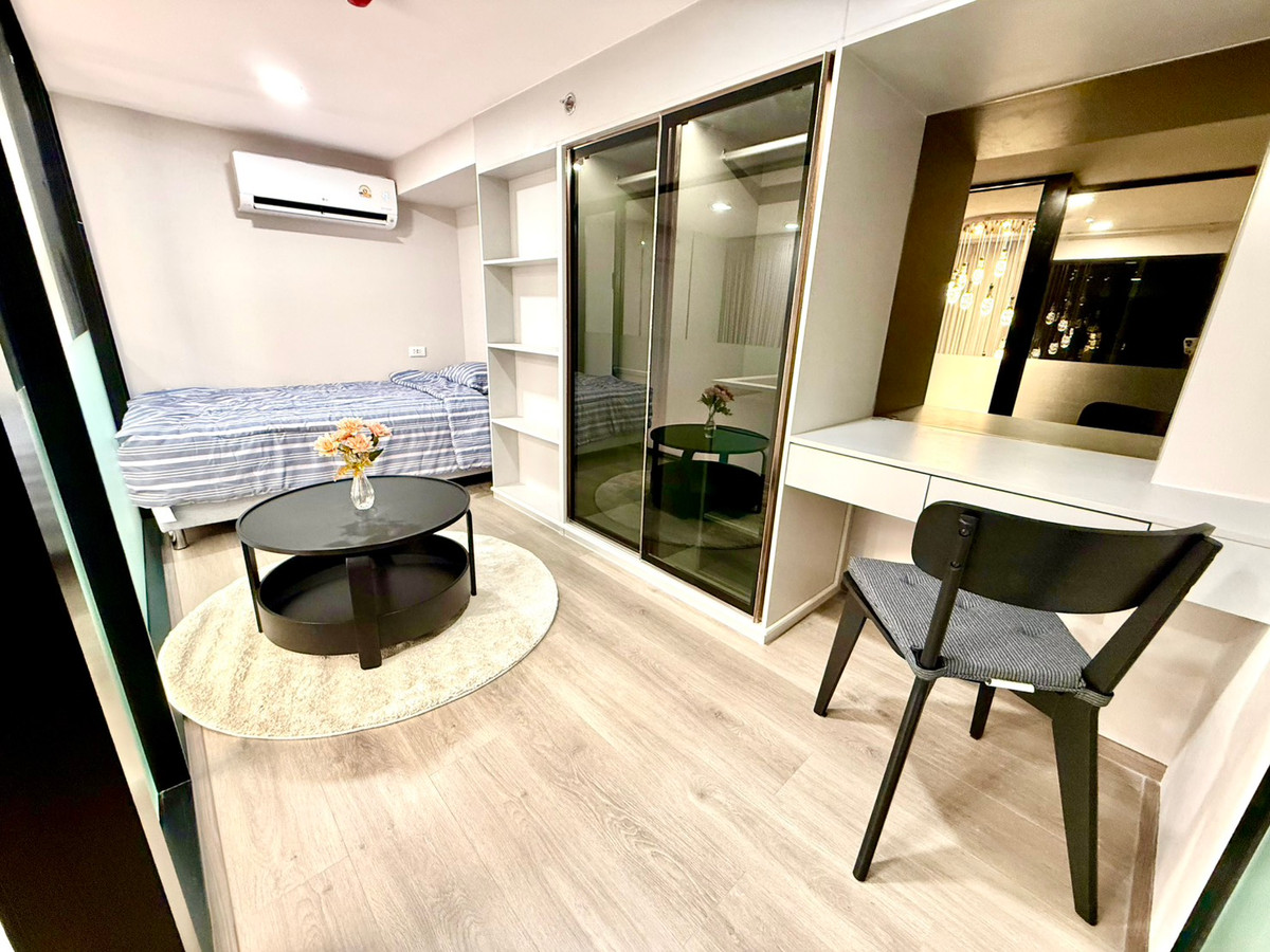 For RentCondoOnnut, Udomsuk : 🏙️ For rent KnightsBridge Space Sukhumvit – Rama 4 ✨ Beautiful room, high ceiling, Duplex style, comfortable, very good location.
