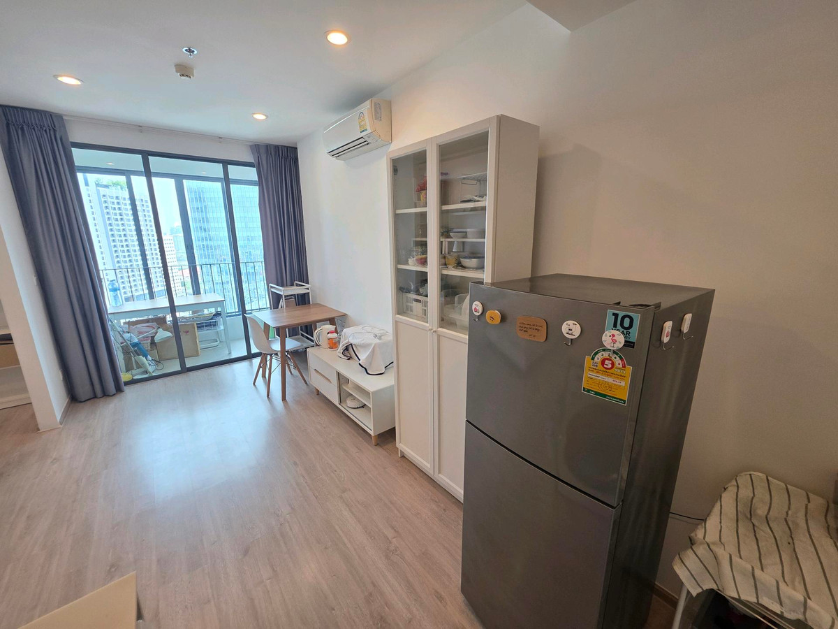 ขายคอนโดสยาม จุฬา สามย่าน : ด่วน ขาย ideo Q chula samyan ห้องไม่เคยปล่อยเช่า สนใจติดต่อ 0654649497