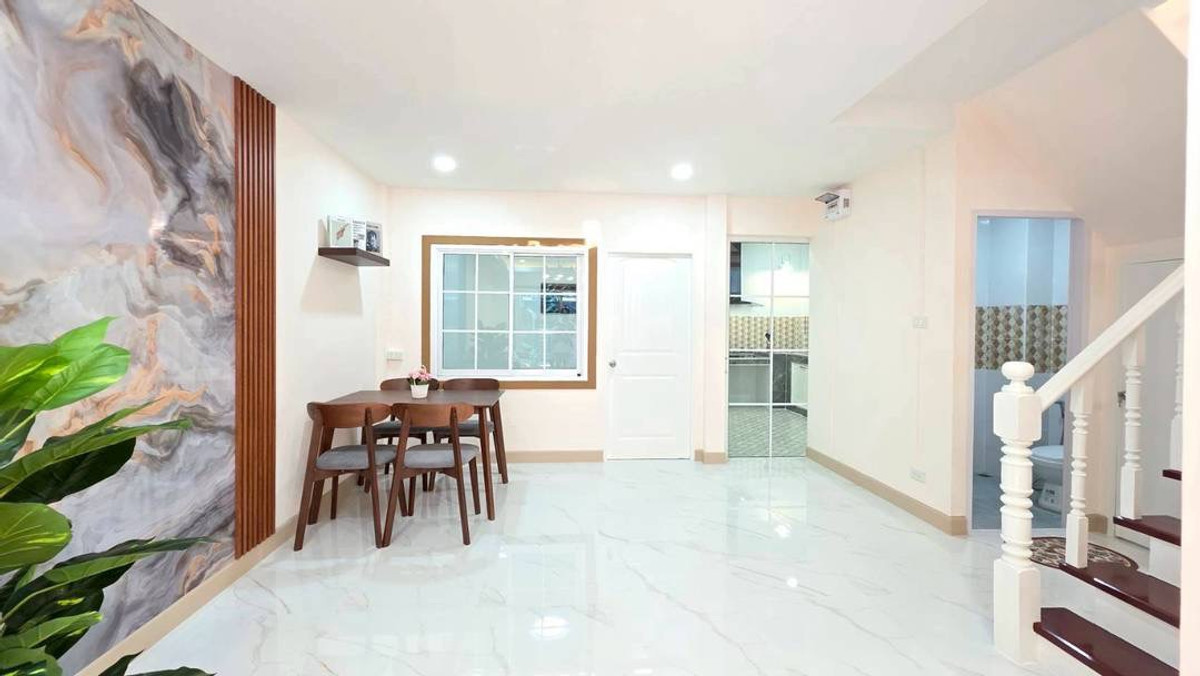 ขายทาวน์โฮมนนทบุรี บางใหญ่ บางบัวทอง : ขายทาวน์เฮาส์บัวทองธานีพาร์ควิลล์ 1 บางบัวทอง 21 ตร.ว. 4 นอน แต่งใหม่ฟรีเฟอร์ฯ Index ฟรีโอน