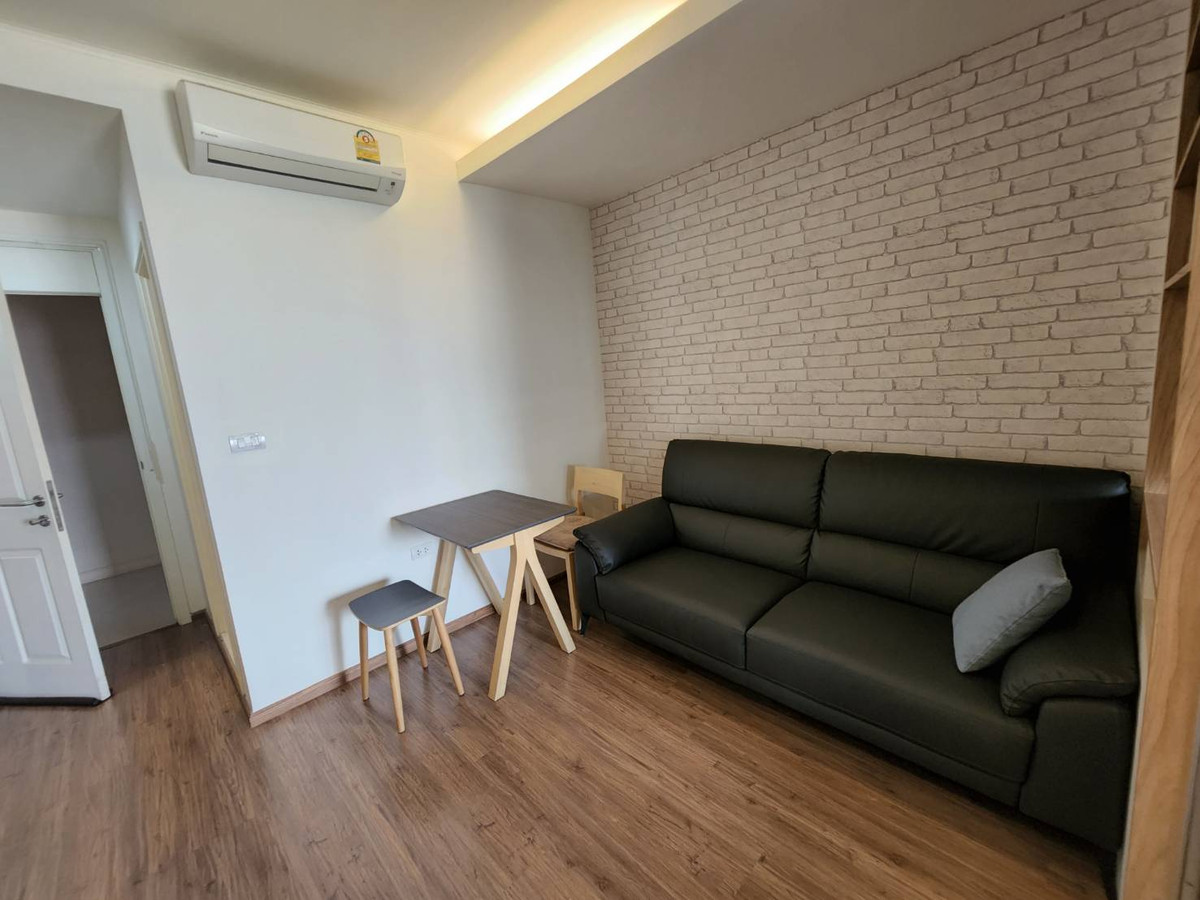 For RentCondoRama3 (Riverside),Satupadit : Condo for rent, U Delight Residence Riverfront Rama 3 (U Delight Residence Riverfront Rama 3) with furniture + washing machine, only 11,000 baht.