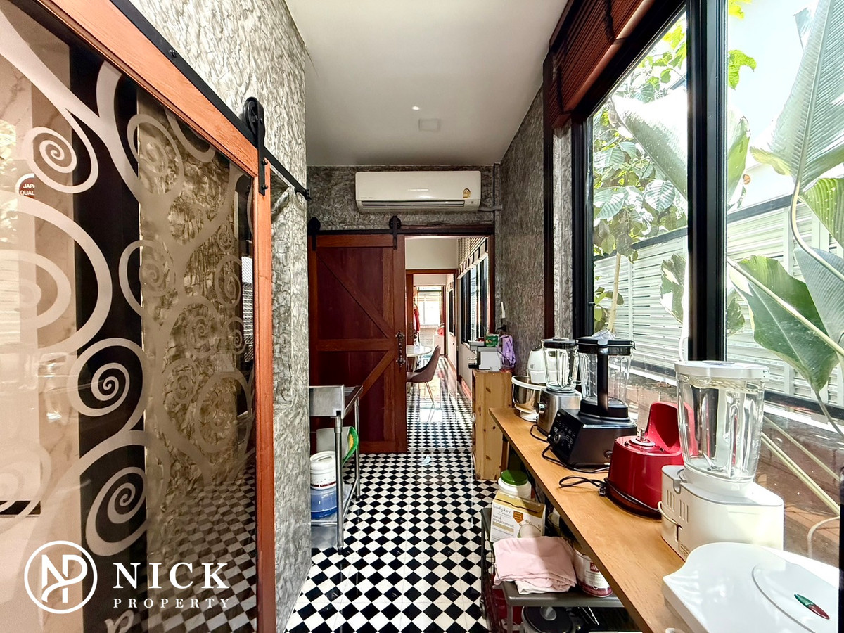 ขายบ้านนวมินทร์ รามอินทรา : LADDAROM ลัดดารมย์ วงแหวน-รามอินทรา : บ้านเดี่ยวหลังใหญ่ Hi Class สังคมมีระดับ ตกแต่งจัดเต็ม สุดยอดของ ฮวงจุ้ย บ้านเลขที่ 9