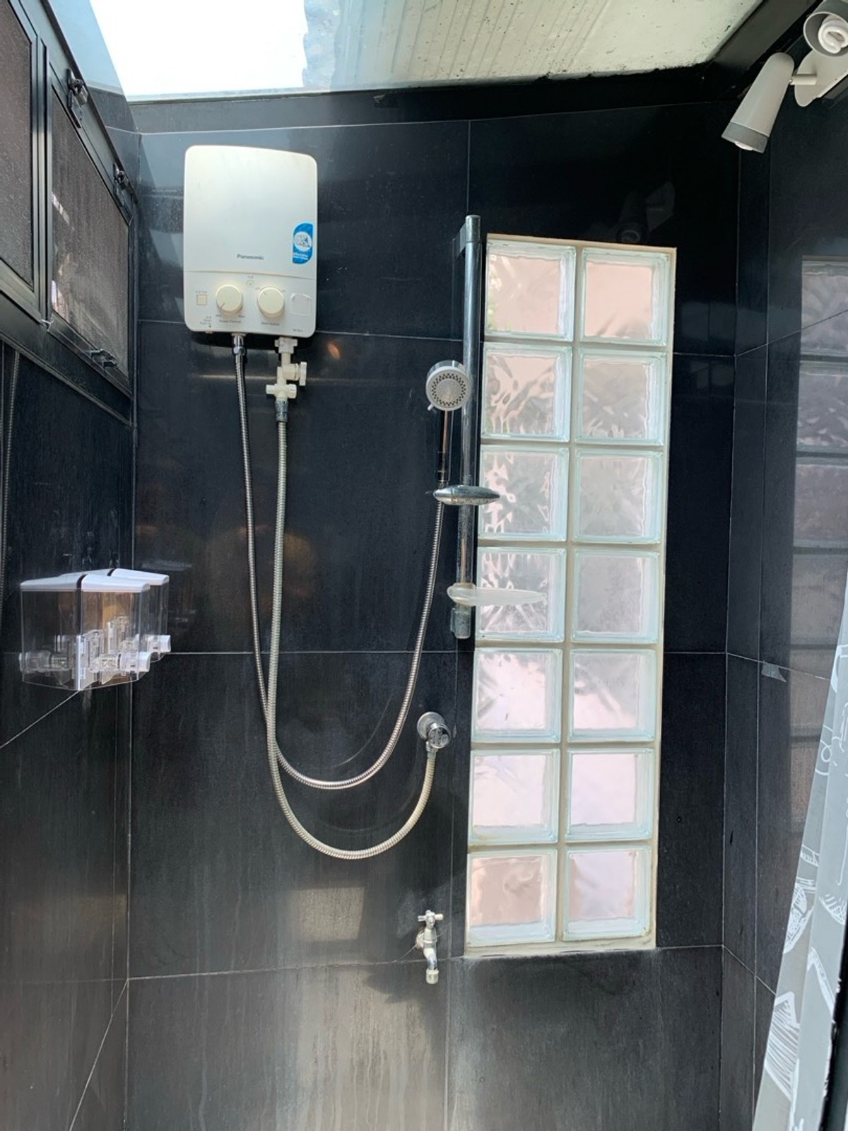 ให้เช่าบ้านพัฒนาการ ศรีนครินทร์ : RH034226 Detached house 3-beds for rent at Krung Thep Kritha area close to Airport Link Ban Thap Chang