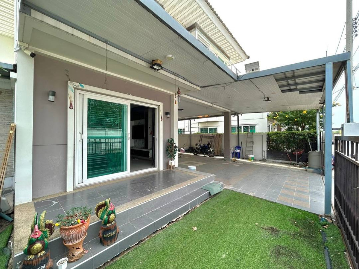 For SaleHousePathum Thani,Rangsit, Thammasat : Single house for sale, Bella Wongwaen - Lumlukka Klong 3, size 60 sq m, in front of the house does not collide with anyone, Bella Wongwaen - Lumlukka Klong 3