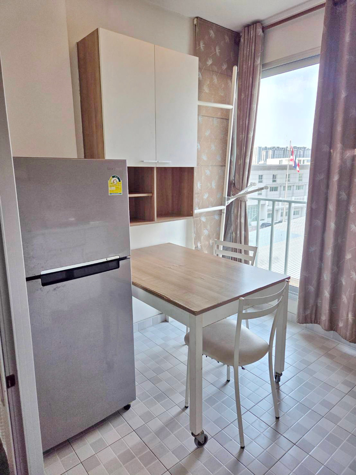 ให้เช่าคอนโดเกษตรศาสตร์ รัชโยธิน : ให้เช่า คอนโด Centric Scene รัชวิภา ห้องมุม  มีเครื่องซักผ้า 