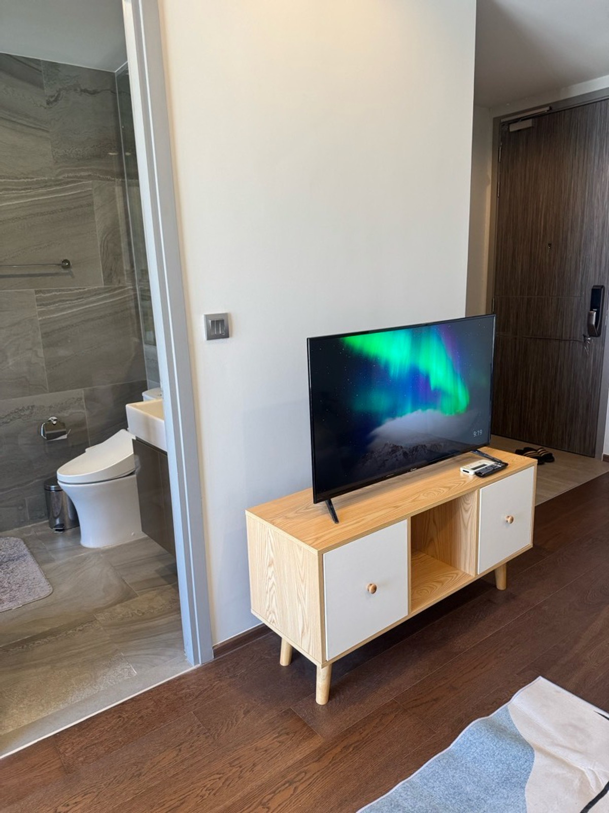 ให้เช่าคอนโดอารีย์ อนุสาวรีย์ : ปล่อยเช่าด่วน! Ideo Q Victory เดิน 30 วิถึง BTS อนุสาวรีย์ วิวเมืองสวย 🌆