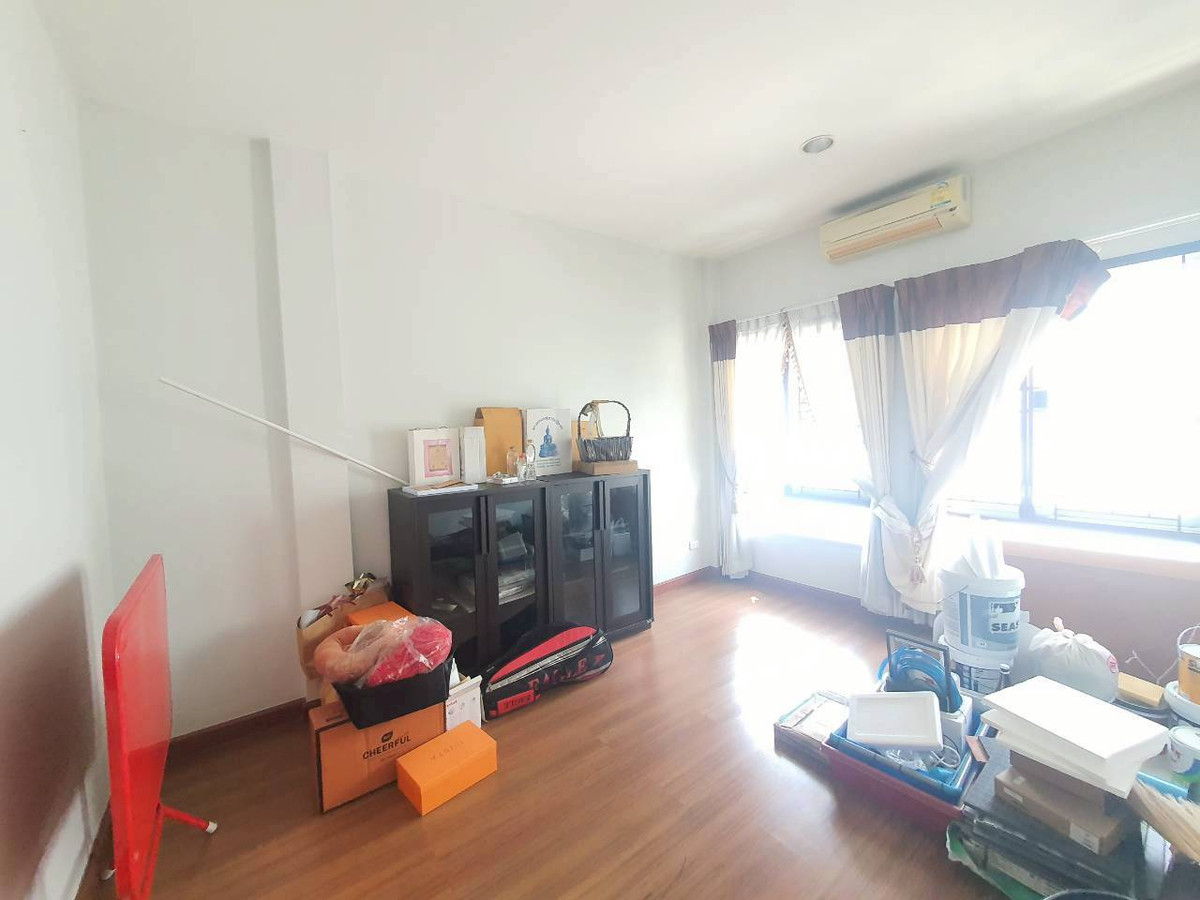 For SaleTownhomeOnnut, Udomsuk : 96728 - Townhome for sale, Baan Klang Muang Luzern (On Nut 46), ready to move in.