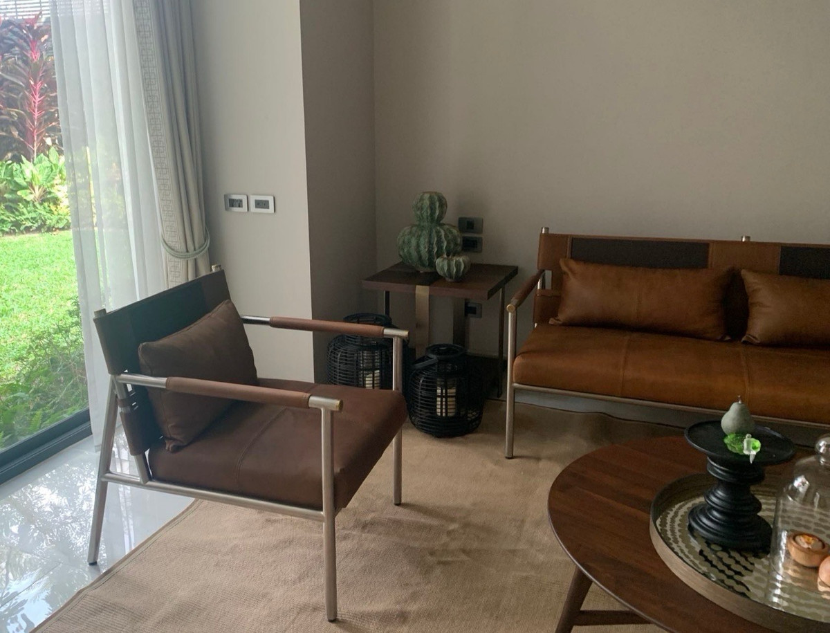 บ้านสุขุมวิท อโศก ทองหล่อ : วิลล่าหรูทองหล่อให้เช่า พร้อมสระว่ายน้ำส่วนตัวและลิฟท์ส่วนตัว