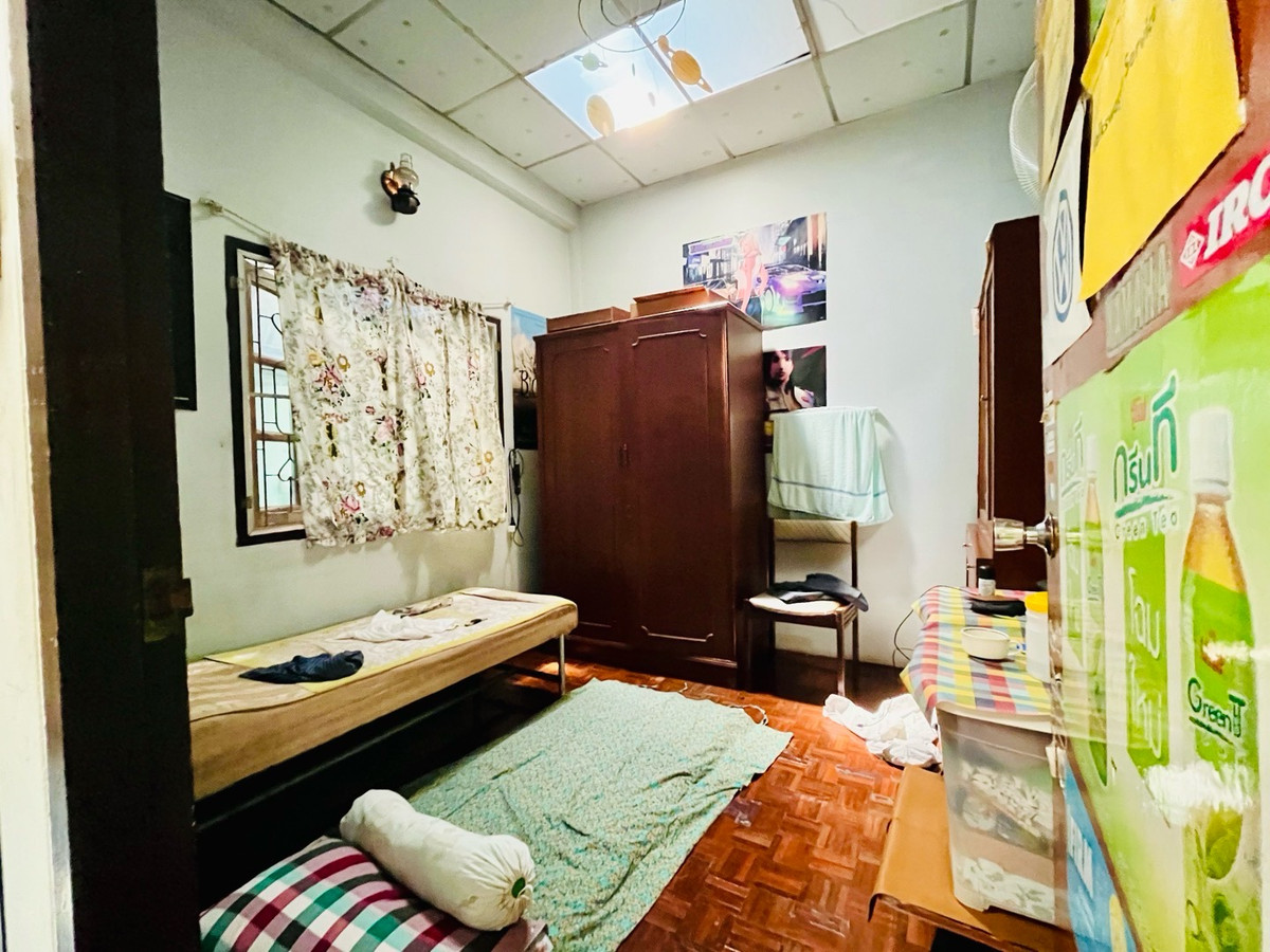 For SaleHouseRamkhamhaeng, Hua Mak : Single house for sale Soi Ramkhamhaeng 68 Near Lam Sali intersection, Ban Ma, Amway, Kittinivet BTS station.